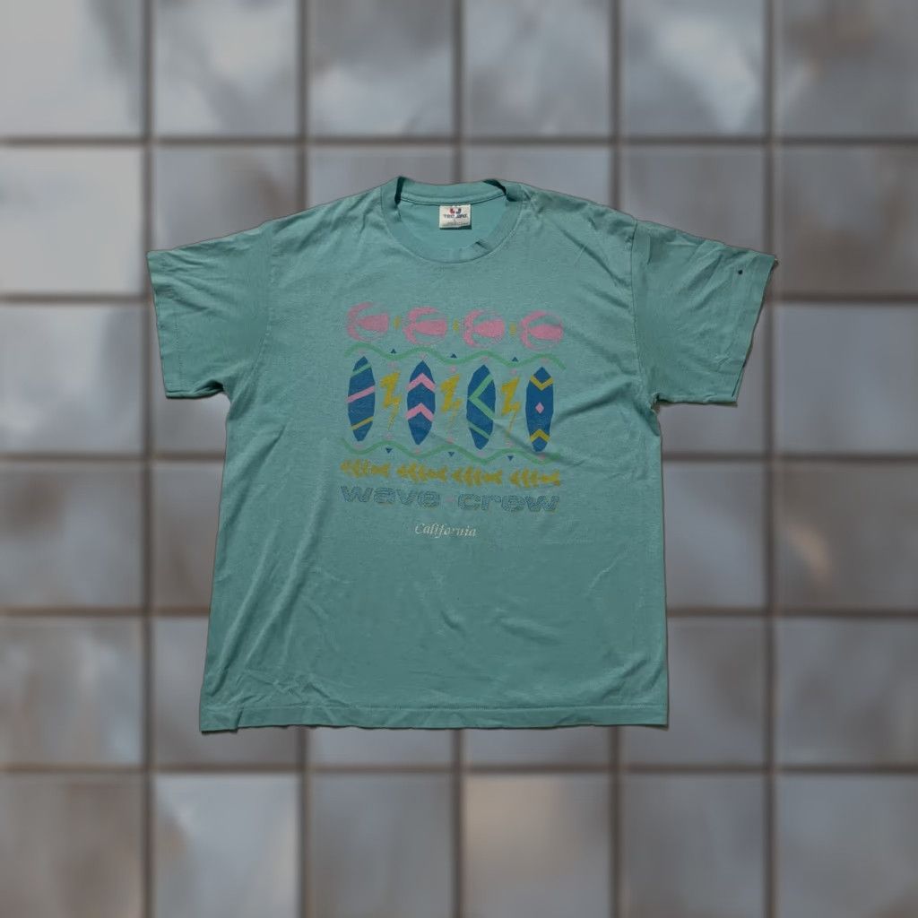 Vintage VINTAGE 80s Tee Jays Wave Crew California 50/50 Single Stitch T-Shirt Sz. L Mens Size US L / EU 52-54 / 3 - 1 Thumbnail