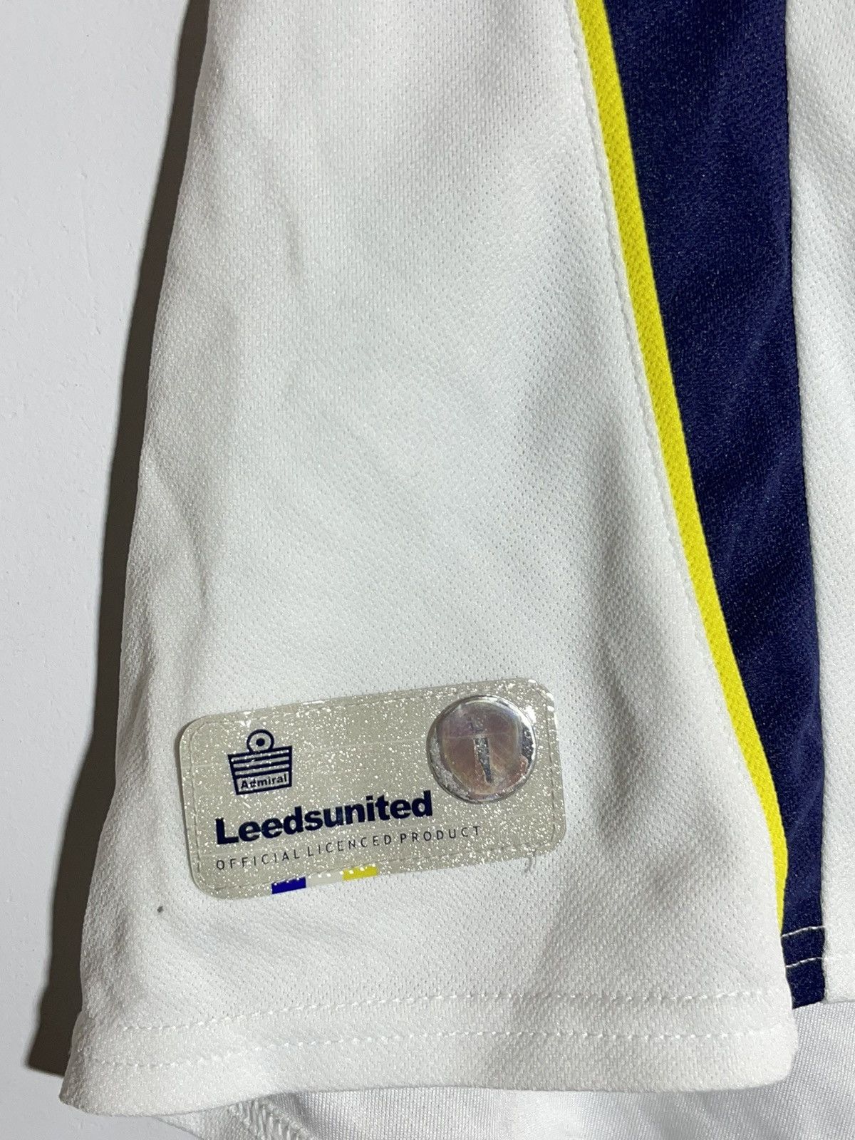 Vintage Leeds United Admiral 2006-07 Home Football Shirt Size US XL / EU 56 / 4 - 6 Thumbnail