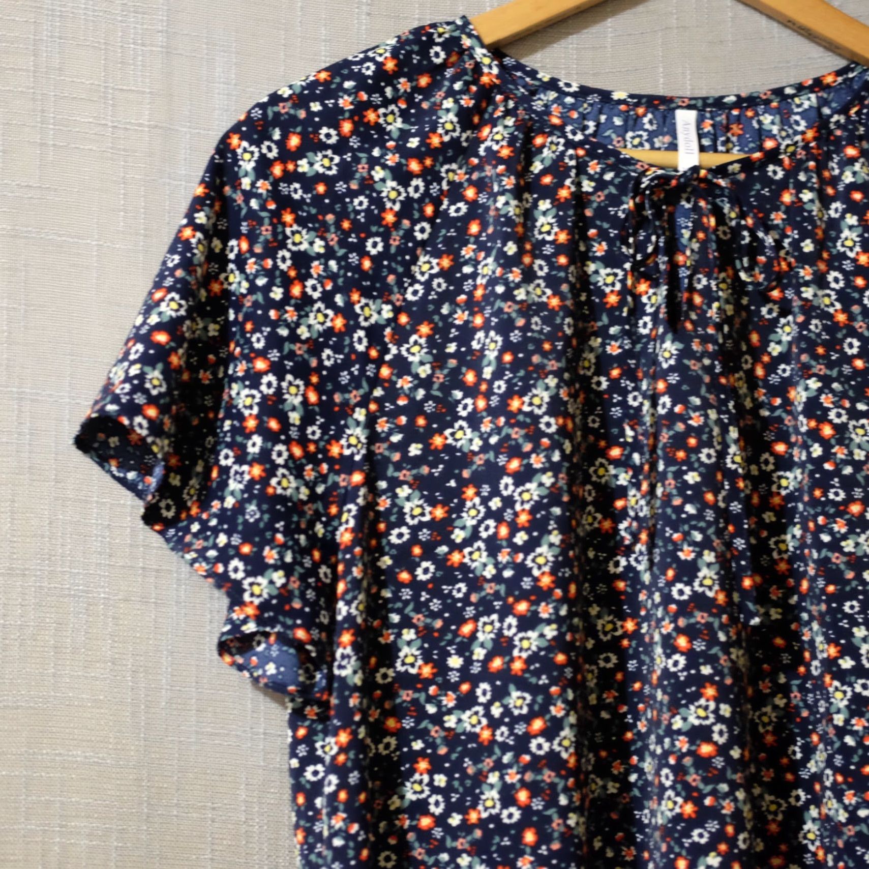 Vintage EUC Anydoll Blouse Floral Lightweight Stretch Poly/Spandex Womens XL #A13-16 Size XL / US 12-14 / IT 48-50 - 2 Thumbnail