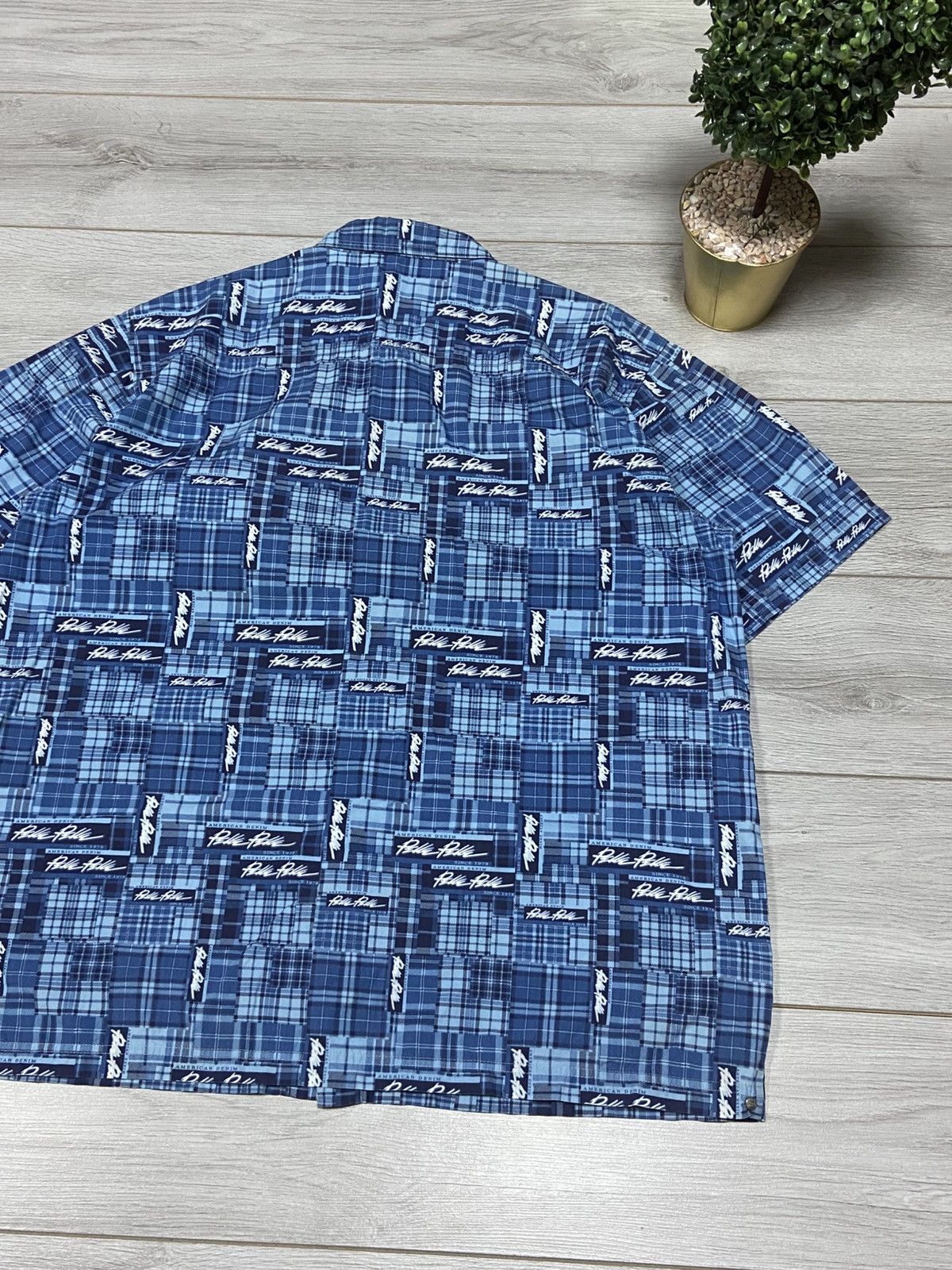 Pelle Pelle Pelle Pelle 🎶 Marc Buchanan monogram shirt buttons Size US XL / EU 56 / 4 - 9 Thumbnail