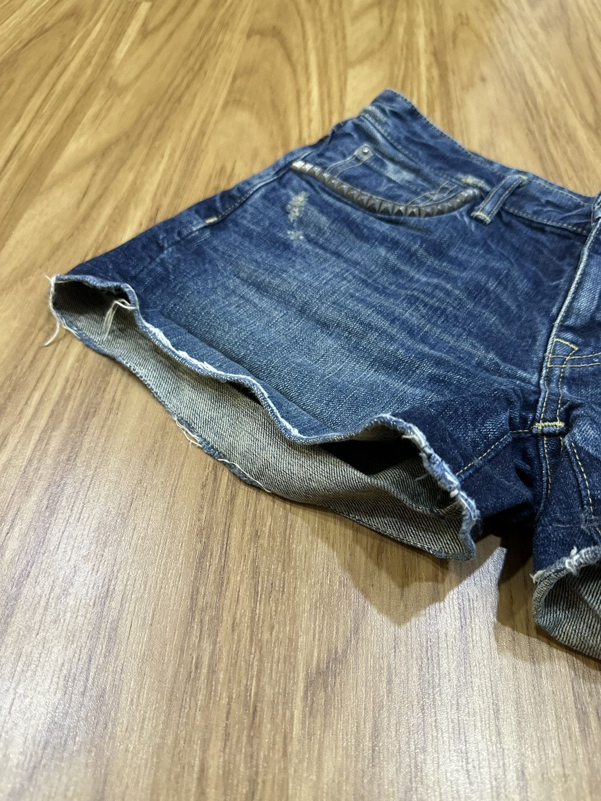 Hysteric Glamour Hysteric Glamour Studded Low Rise Denim Short Size 28" / US 6 / IT 42 - 12 Thumbnail