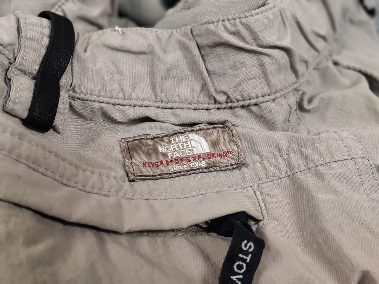The North Face Vintage 90's The North Face Cargo Beige Track Pants x Shorts Size US 34 / EU 50 - 15 Thumbnail