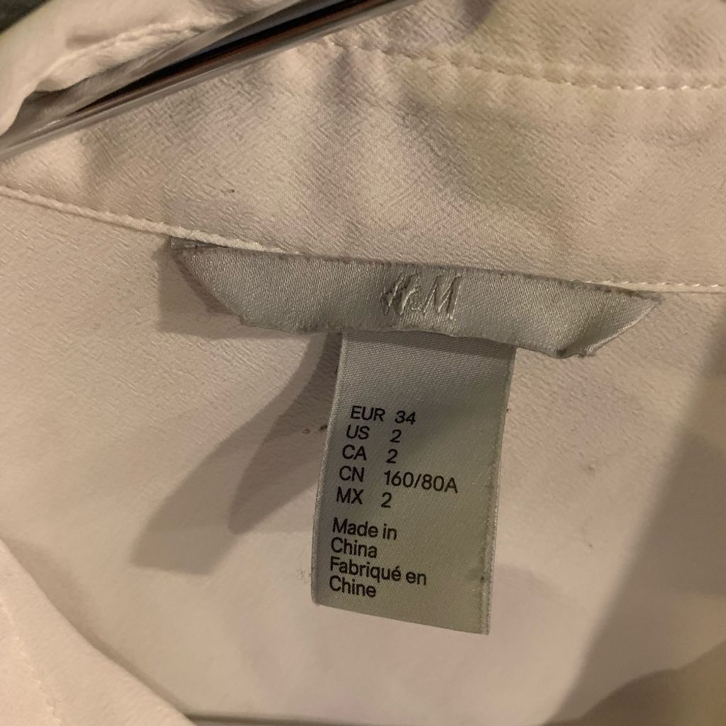 H&M Women’s HM Blouse Size XS / US 0-2 / IT 36-38 - 3 Thumbnail