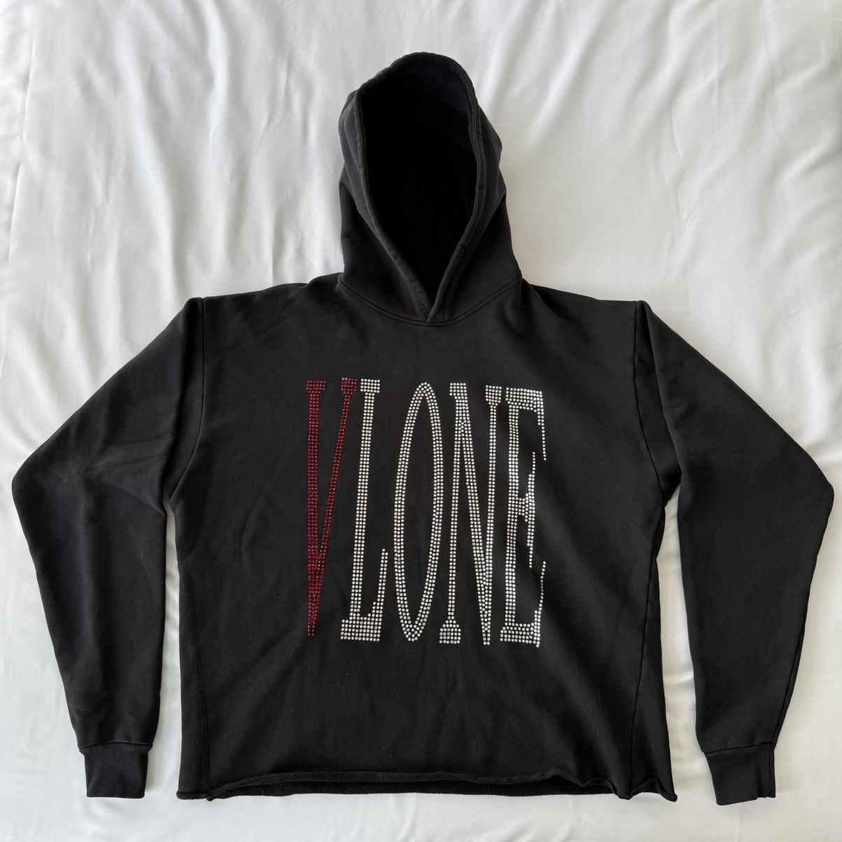 Vlone Staple Red Rhinestone Hoodie Size US M / EU 48-50 / 2 - 1 Thumbnail
