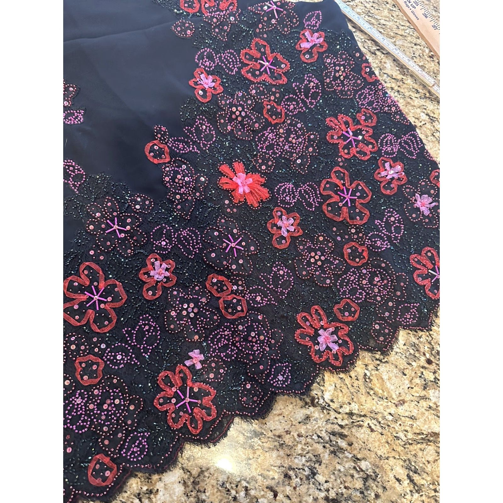 Vintage VINTAGE Kay Unger New York Women’s Sleeveless Beaded Dress 14 Black Womens Long Sleeveless Dress Beaded 14 Kay Unger New York Womens Brown? Size XL / US 12-14 / IT 48-50 - 8 Thumbnail