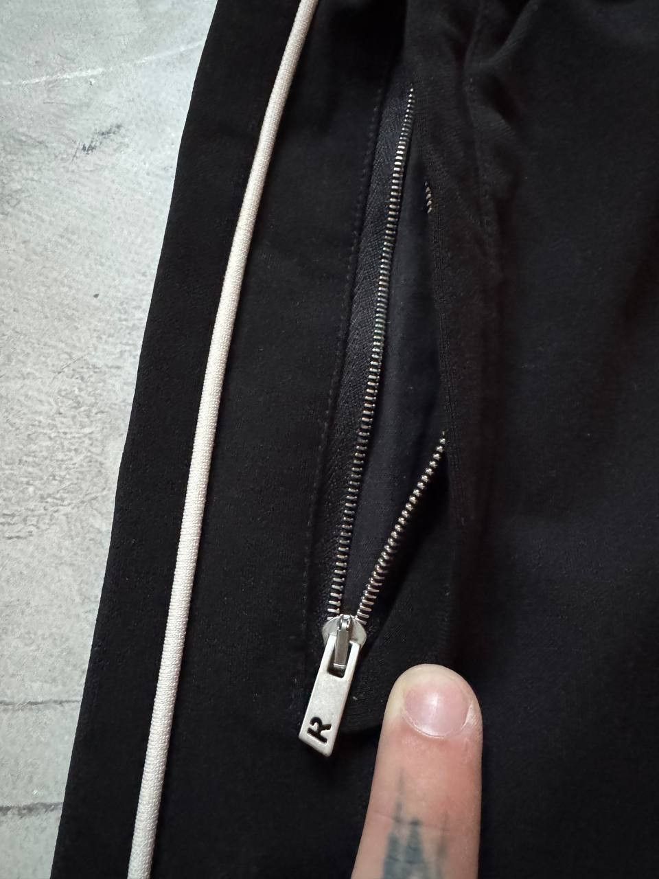 Represent Clo. Represent white line viscosa sweatpants Size US 30 / EU 46 - 6 Thumbnail