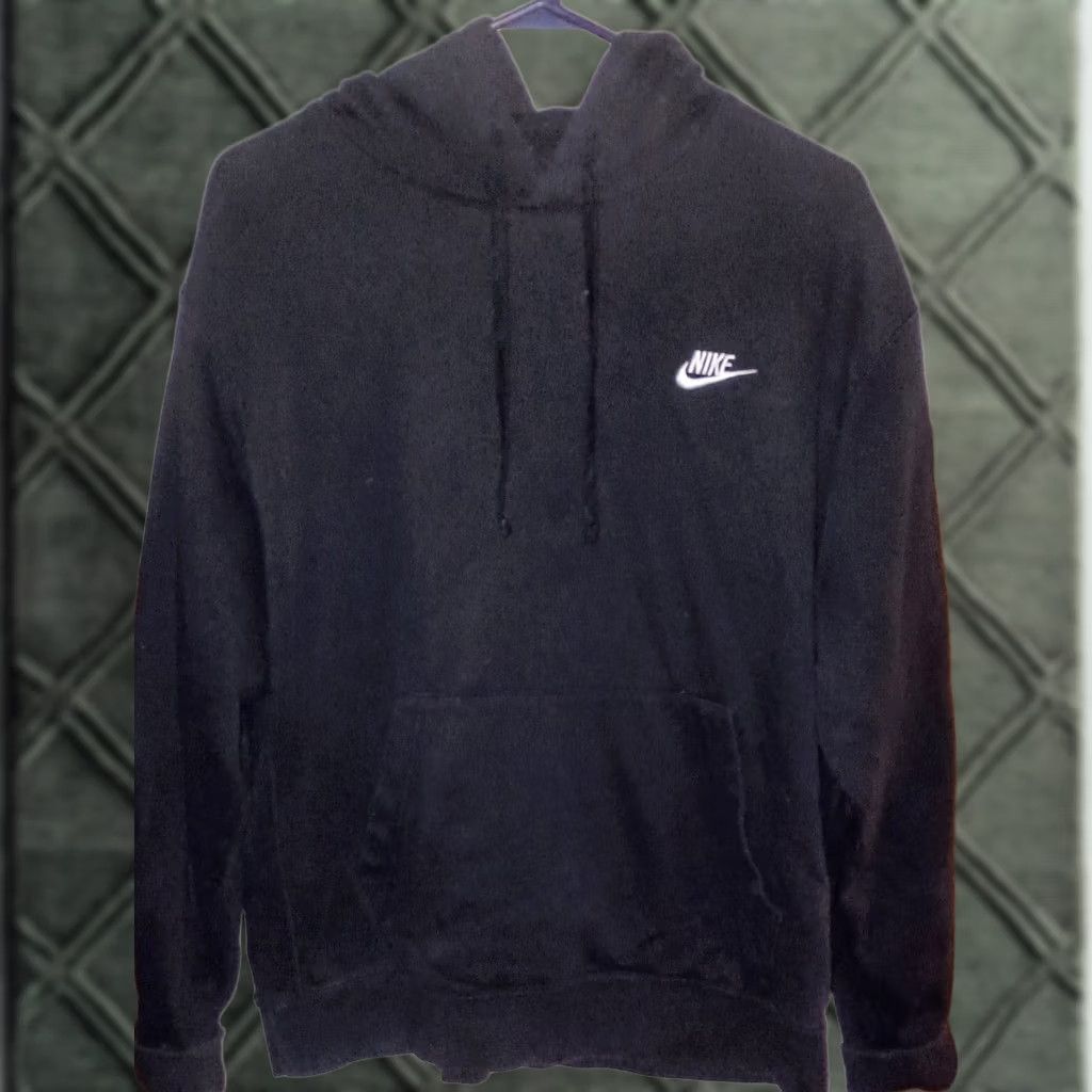Nike VINTAGE Nike Hoodie Mens L Red Logo Embroidered Pullover Long Sleeve Sweatshirt Size US L / EU 52-54 / 3 - 1 Thumbnail