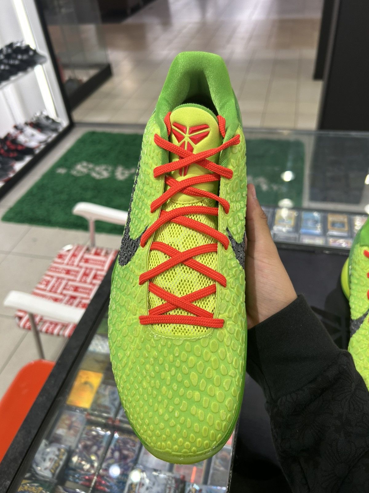 Nike Nike kobe grinch 2020 Size US 13 / EU 46 - 7 Thumbnail