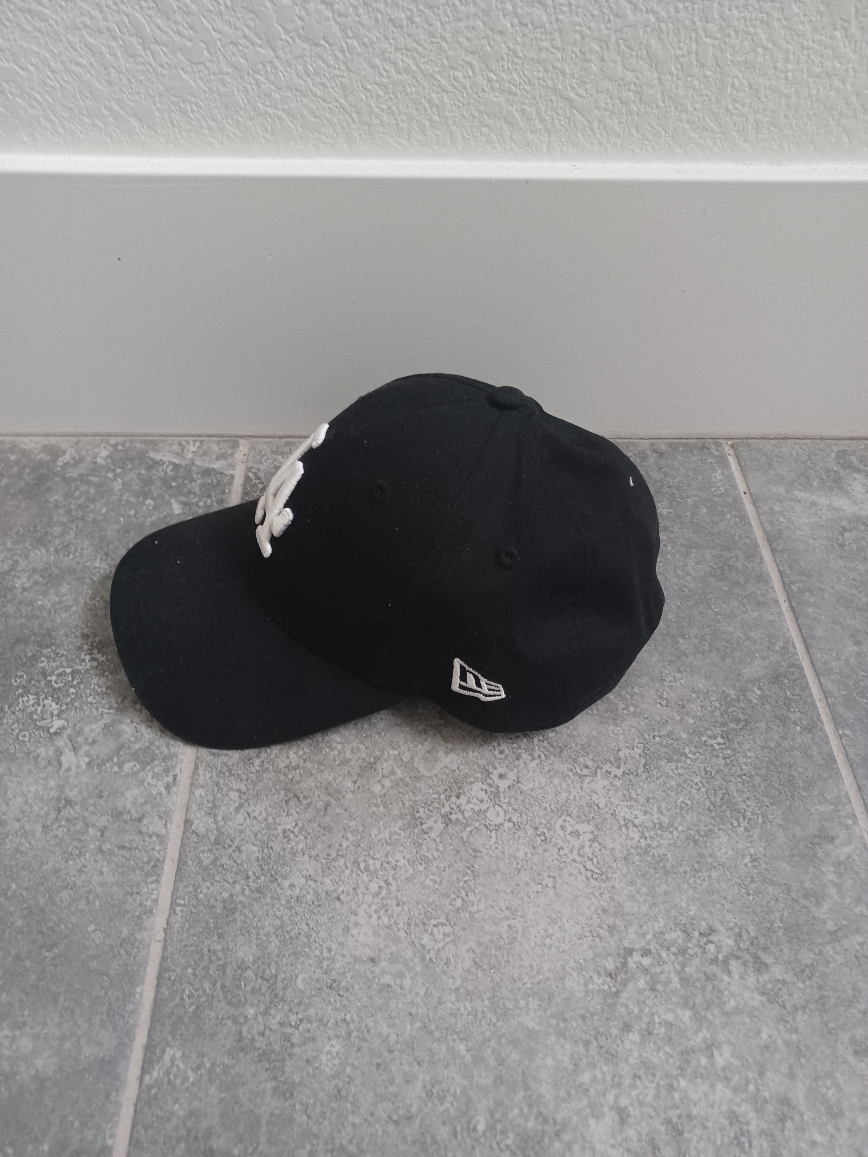 New Era LA Dodgers dad hat Size ONE SIZE - 2 Thumbnail
