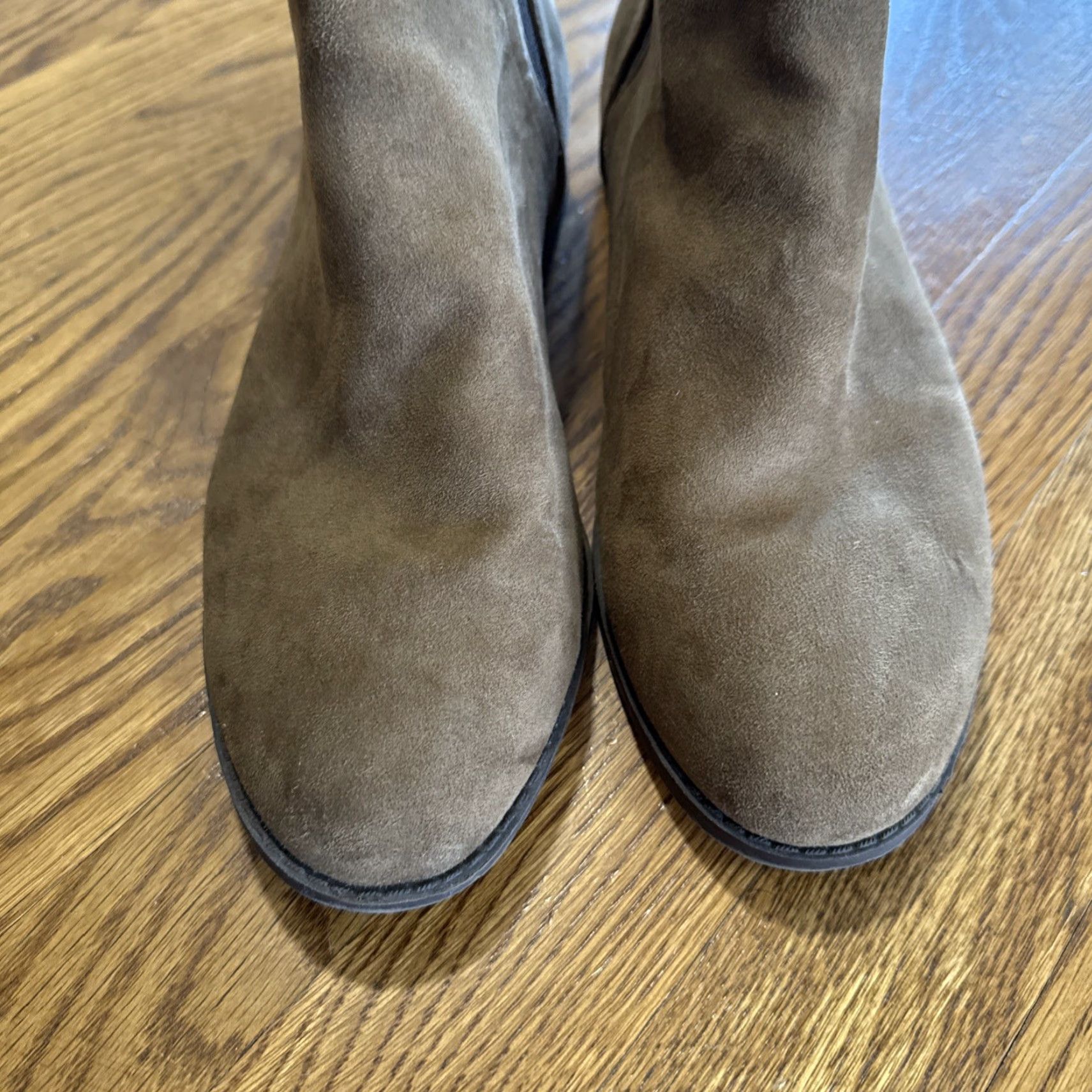 Primark Primark Chelsea Boots 10 Cognac Ankle Booties Vegan Suede Capsule Minimalist Women's Faux Suede Chelsea Boot US 10 Brown Autumn 2020s Size US 10 / IT 40 - 7 Thumbnail