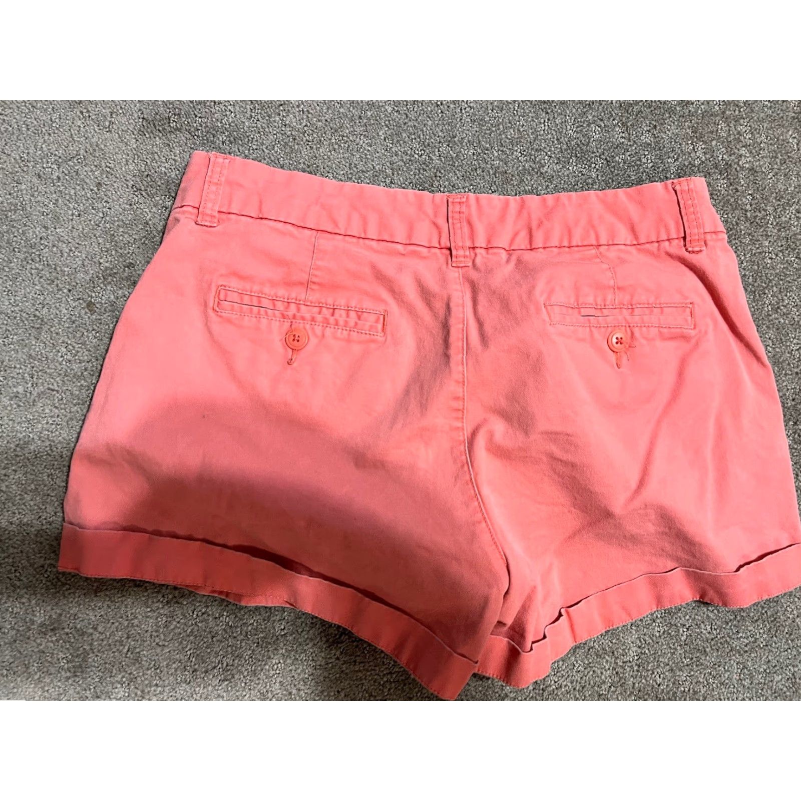 Gap GAP Pink Mid Rise Chino Shorts Women’s Size 8 3” Inseam Cotton Stretch Size 30" / US 8 / IT 44 - 2 Thumbnail