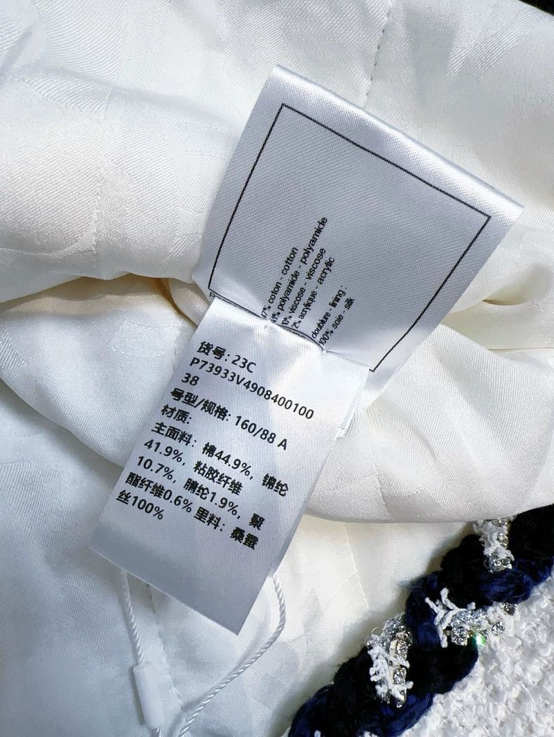 Chanel Chanel 23C White Diamond Trim Knit Jacket Size L / US 10 / IT 46 - 5 Thumbnail