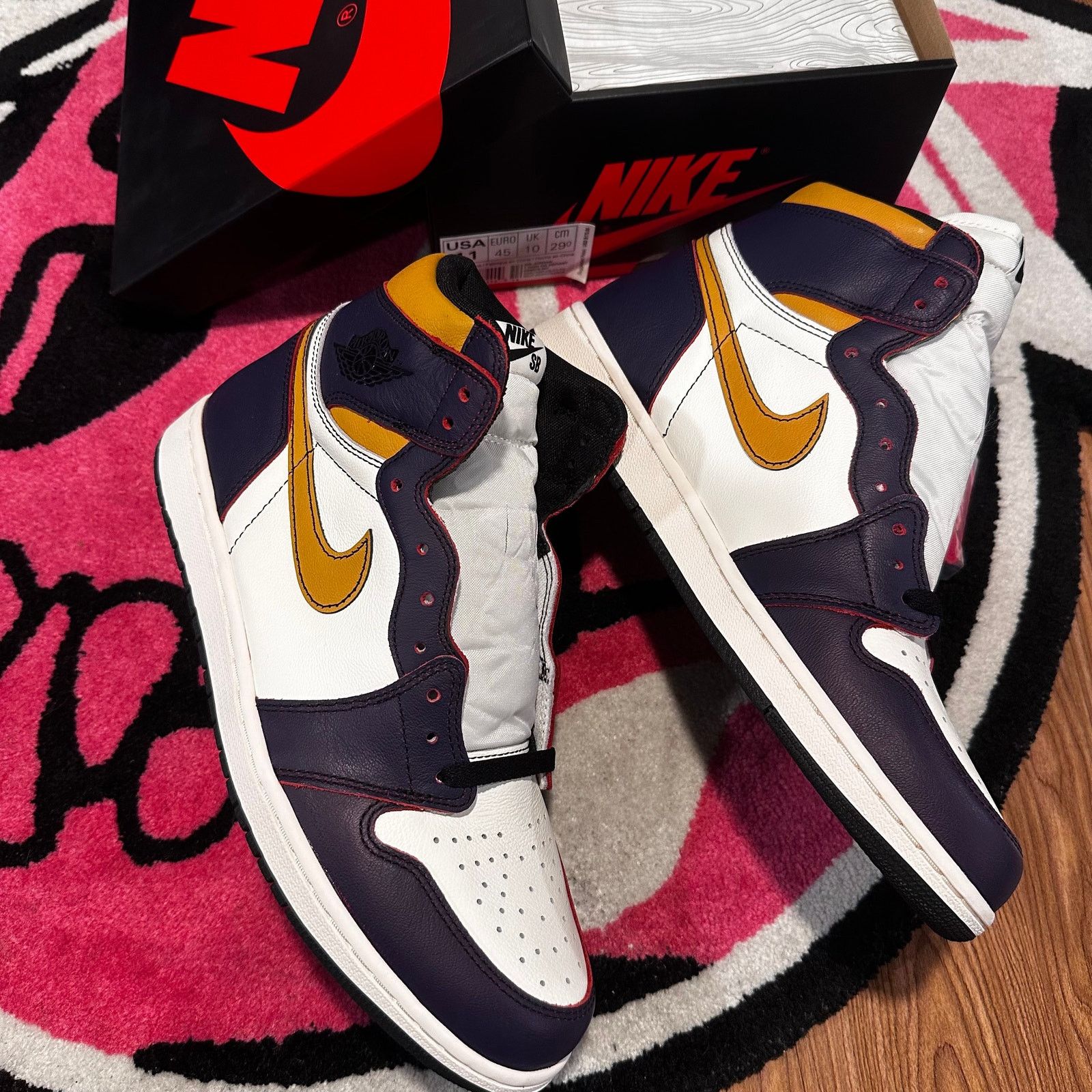 Jordan Brand Jordan 1 Retro High OG Defiant SB – LA to Chicago – Size 11 Size US 11 / EU 44 - 1 Thumbnail