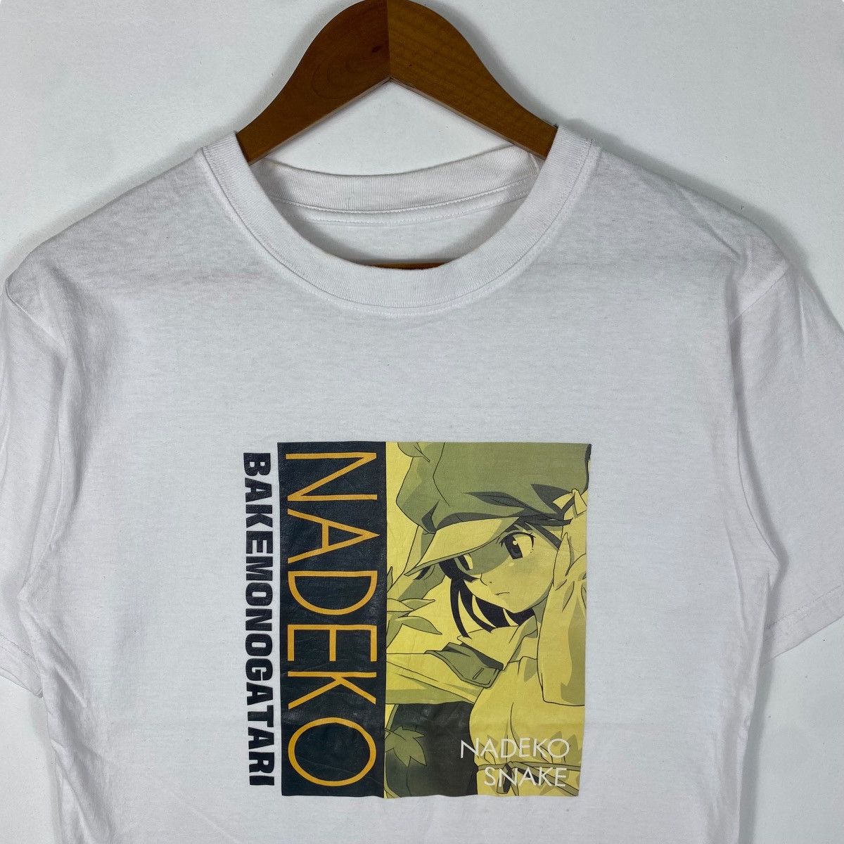 BAKEMONOGATARI Nadeko Snake Anime Manga Tee Shirt Free Size