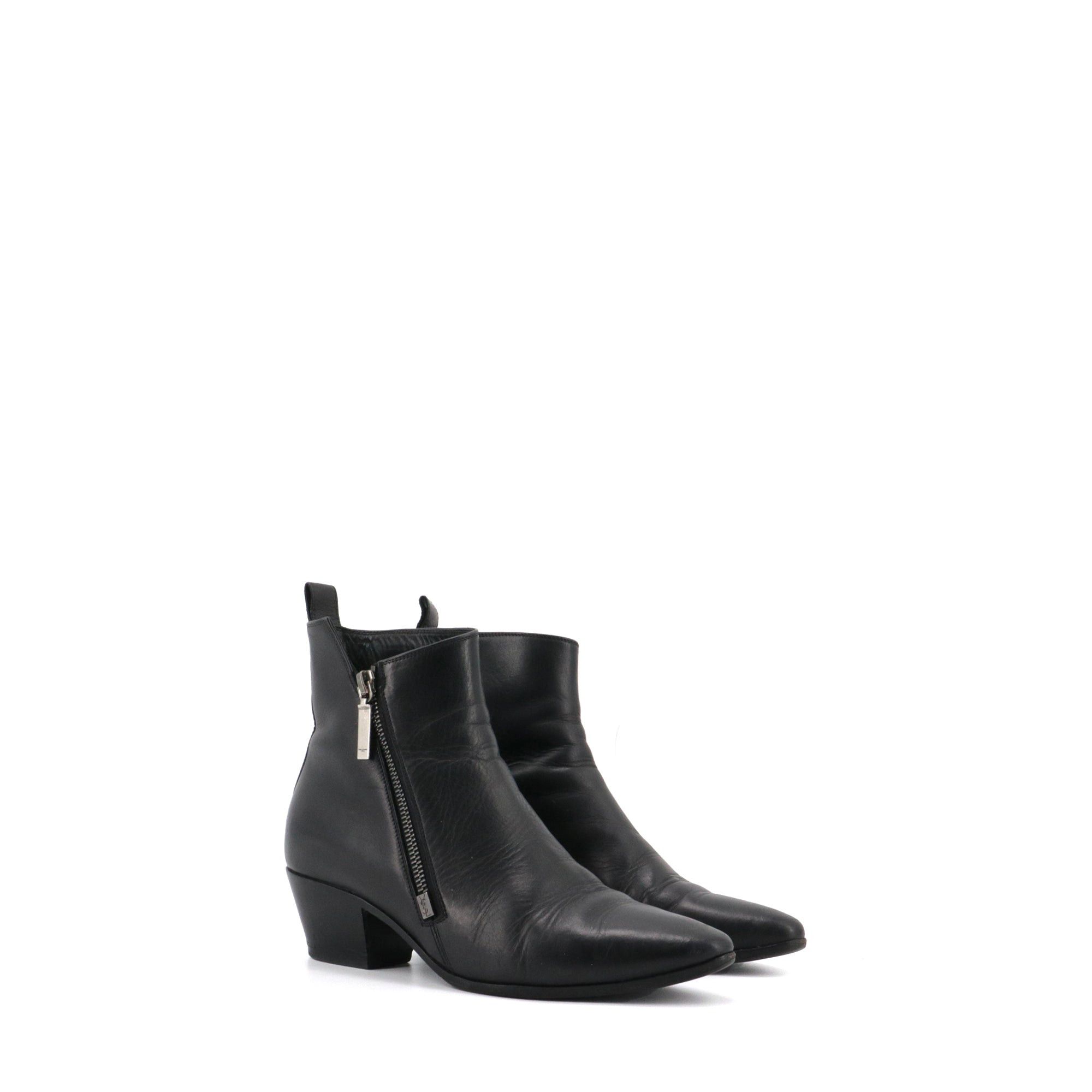 SAINT LAURENT - Saint Laurent Beat ankle boots in black leather (T36.5)