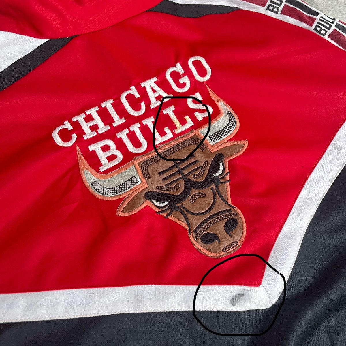 NBA 1993 Treepeat Chicago Bulls Bootleg Colorblock Tapped Jacket Size US XXL / EU 58 / 5 - 4 Thumbnail