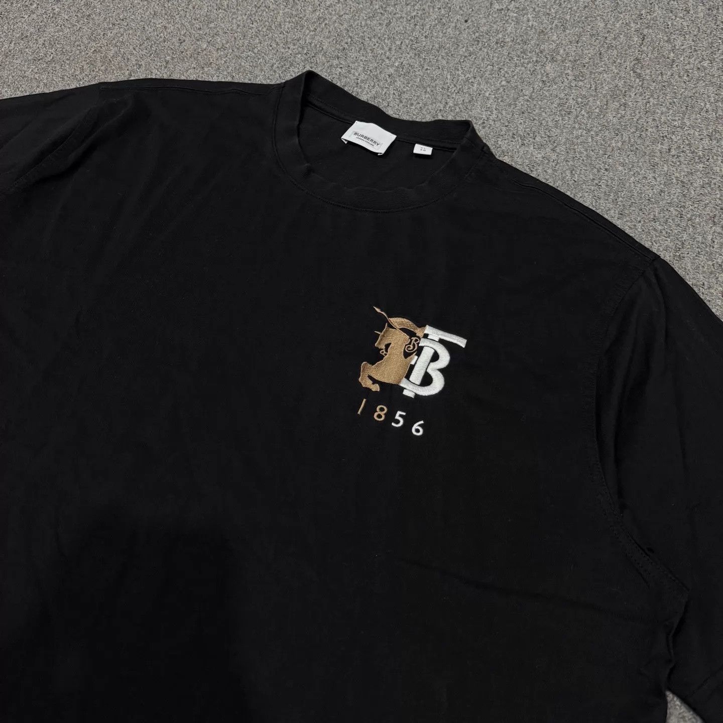 Burberry Burberry Black Horseferry Logo Short Sleeve Tee XL Size US XL / EU 56 / 4 - 3 Thumbnail