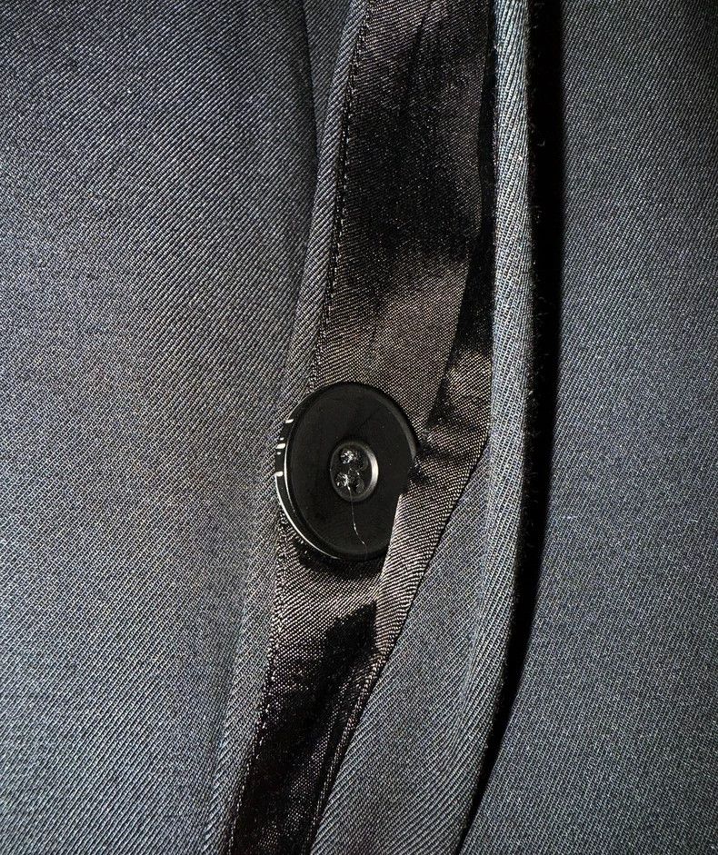 Julius julius size:3 Dark style suit Size US L / EU 52-54 / 3 - 6 Thumbnail