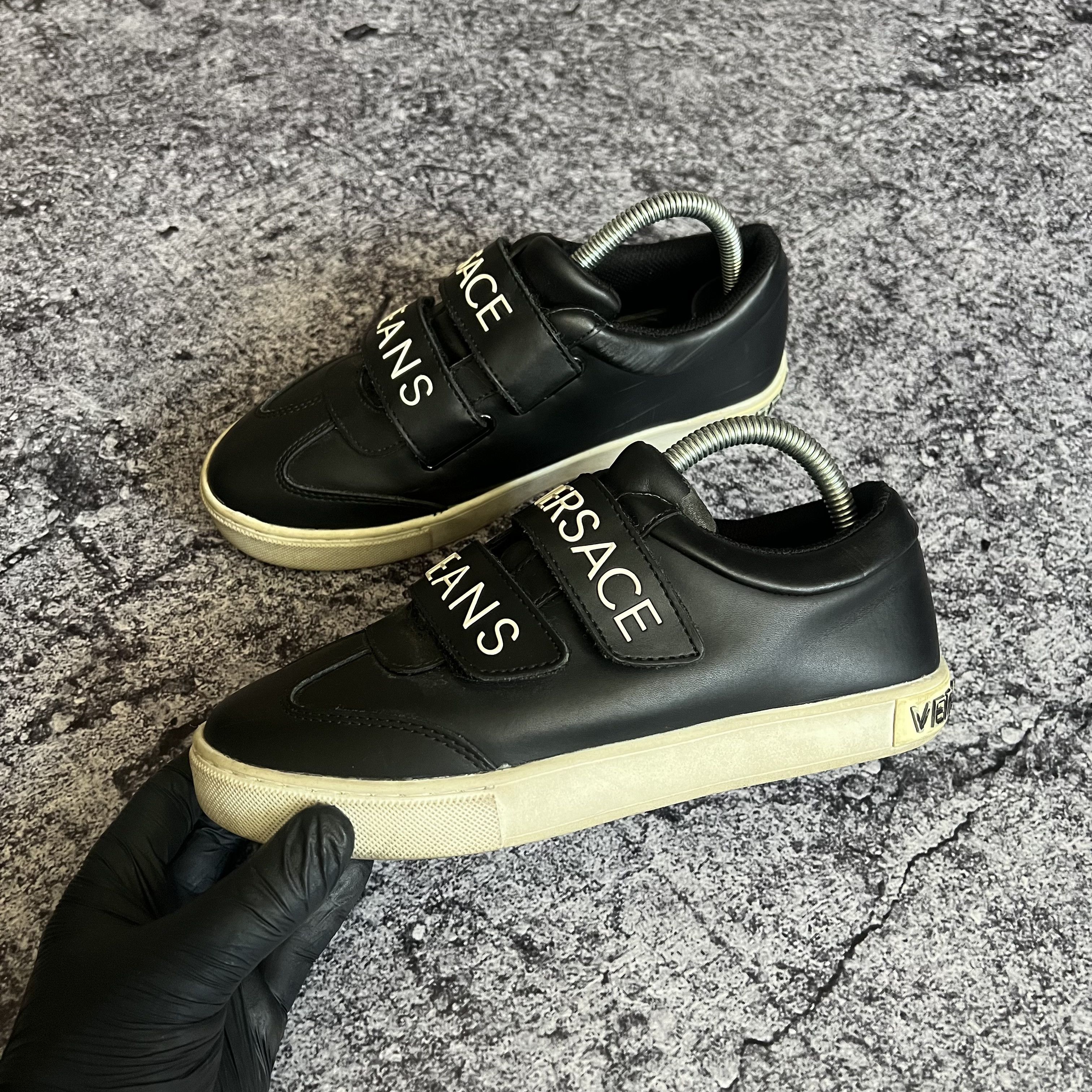 Versace Versace Sneakers Big Logo Size 38 Size US 8 / IT 38 - 8 Thumbnail