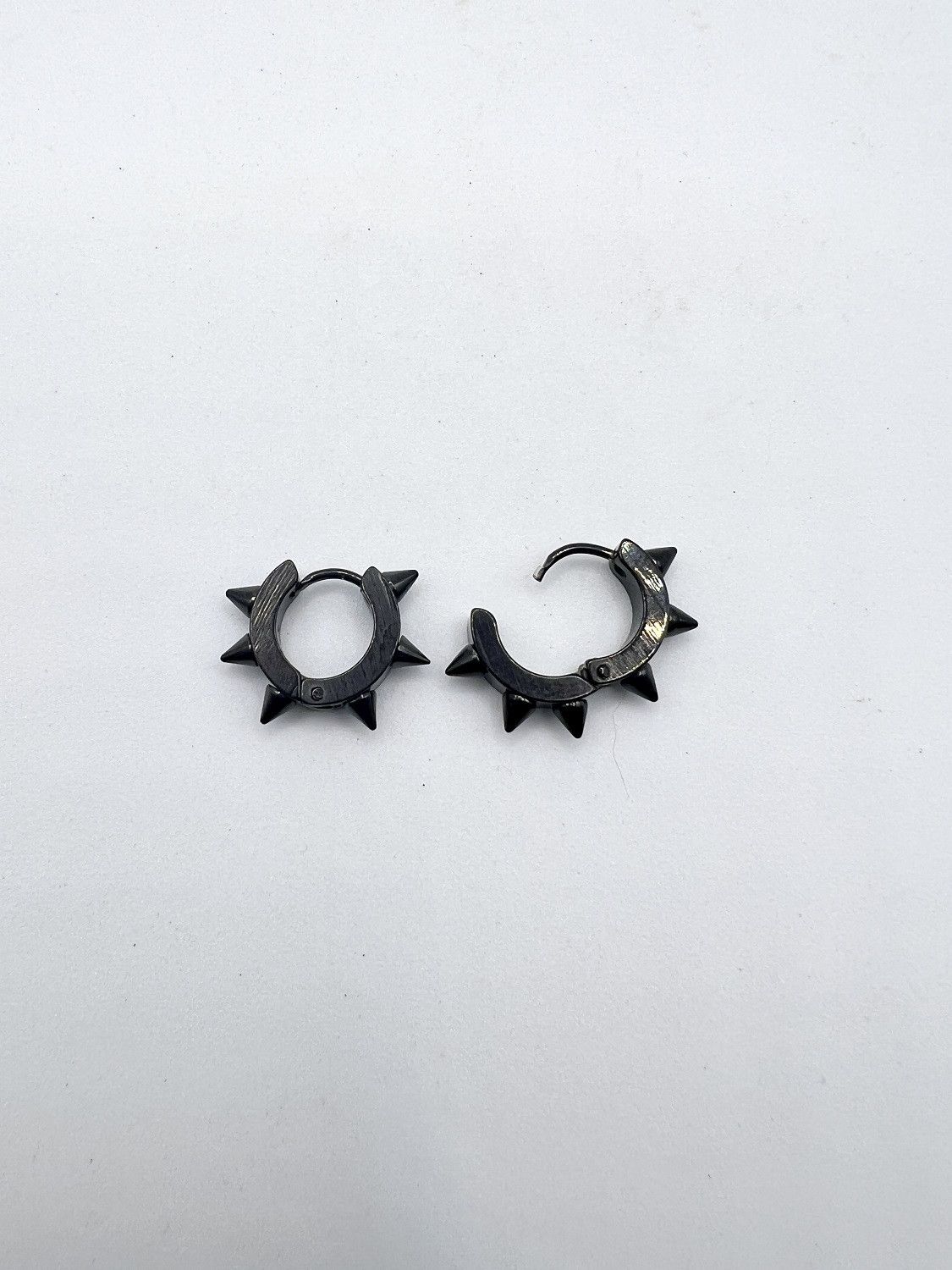 Jewelry Spike Punk Round Stainless Steel Earrings Size ONE SIZE - 2 Thumbnail