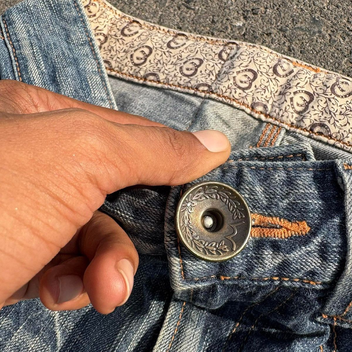 Edwin EDWIN 503 Blue Trip Distressed Denim Jeans Bootcut Vintage Size US 30 / EU 46 - 6 Thumbnail