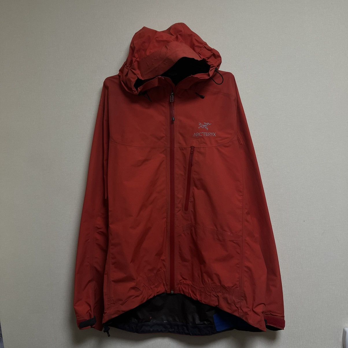 Arc'teryx Men's Arcteryx Beta Gore-Tex Jacket Size US L / EU 52-54 / 3 - 1 Thumbnail