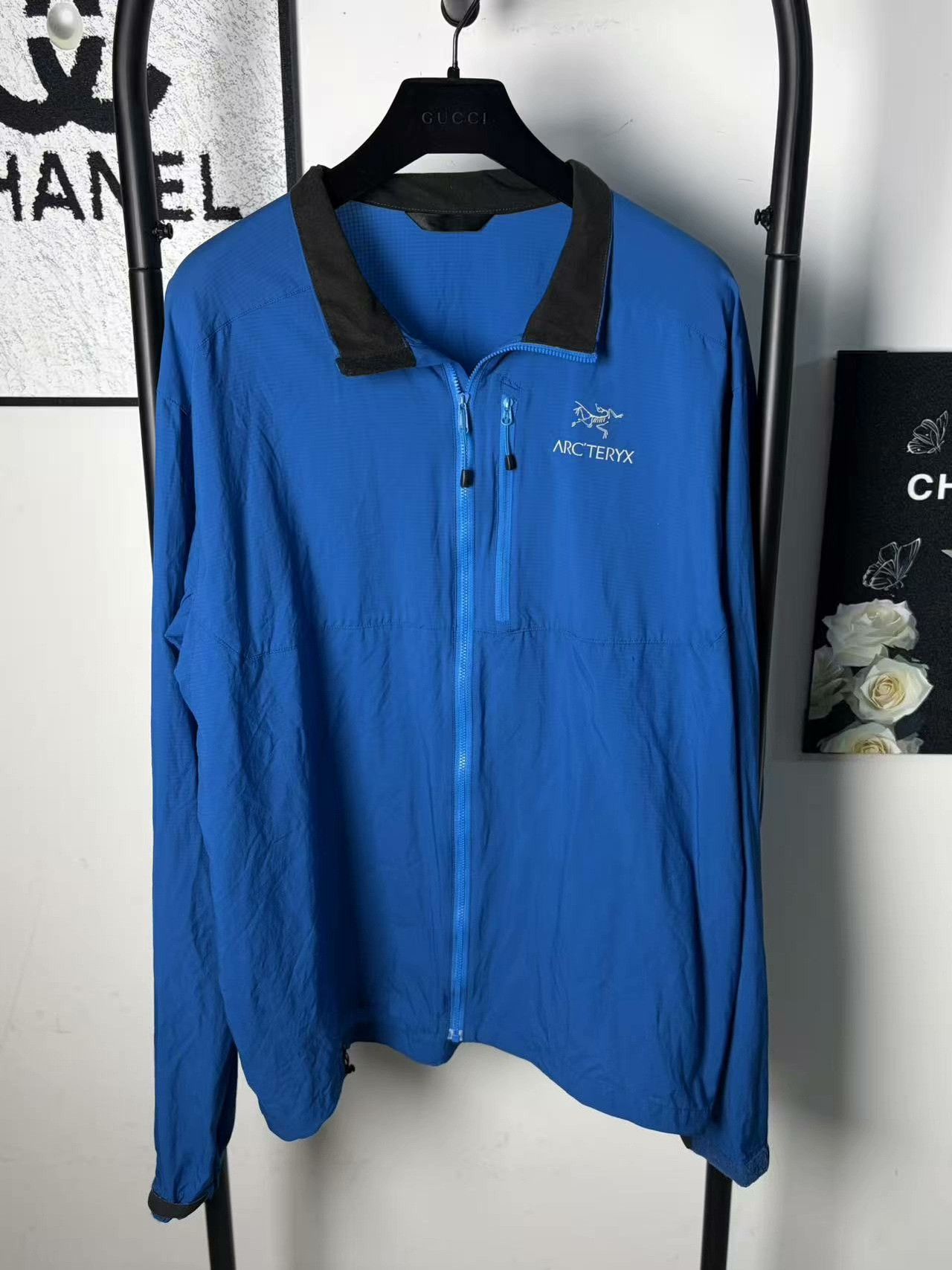 Arc'teryx Arc'teryx White Light Jacket xl Men Size US XL / EU 56 / 4 - 1 Thumbnail