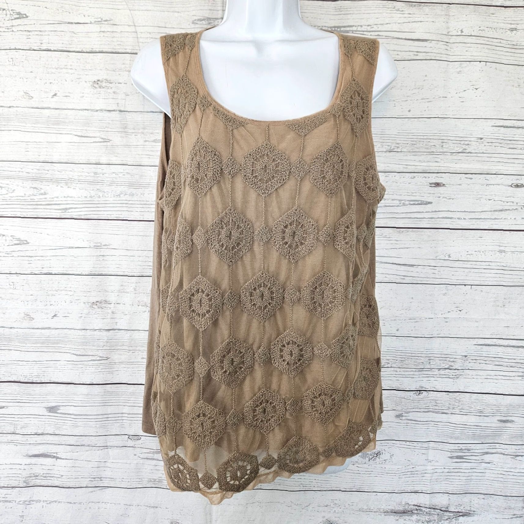 Vintage Chico's Women Tank Top Size Large Brown Embroidered Scoop Neck User: Chico's Women Tank Top Size Large Brown Embroidered Scoop Neck Size L / US 10 / IT 46 - 2 Thumbnail