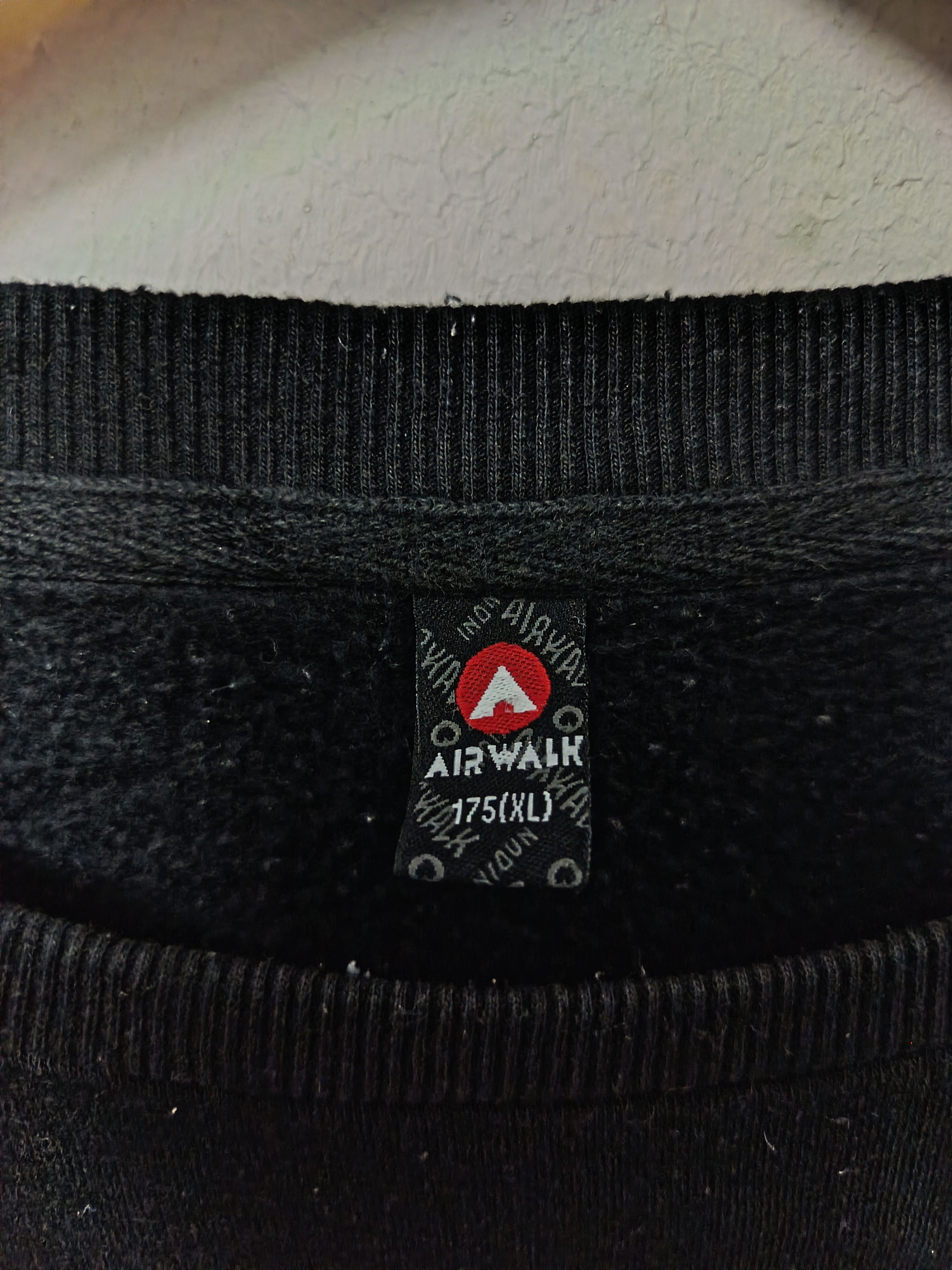 Airwalk Airwalk Sweatshirts Size US XL / EU 56 / 4 - 3 Thumbnail