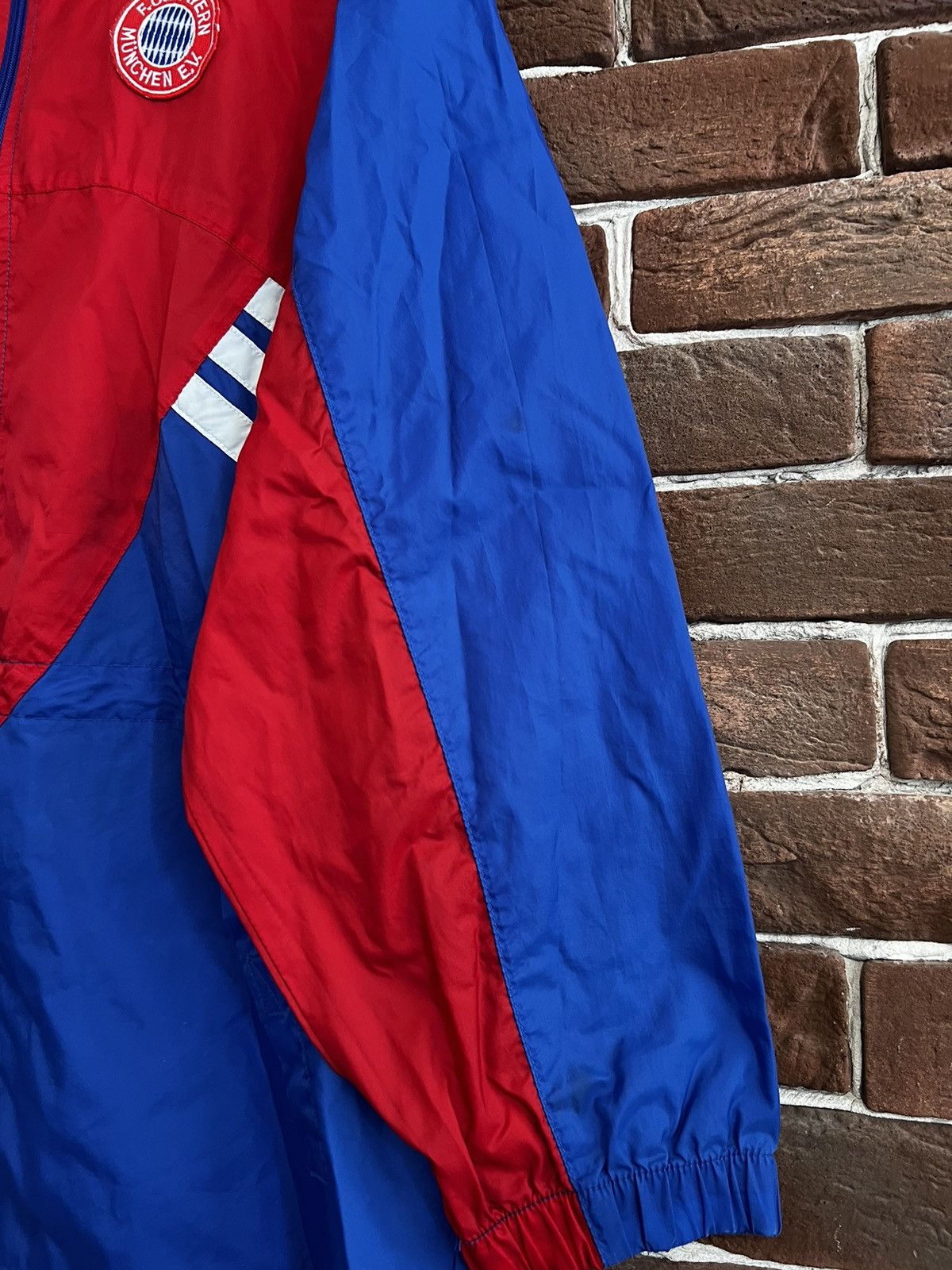 Adidas Rare Vintage 90s Adidas FC Bayern Munich Light Jacket M Blac Size US M / EU 48-50 / 2 - 4 Thumbnail