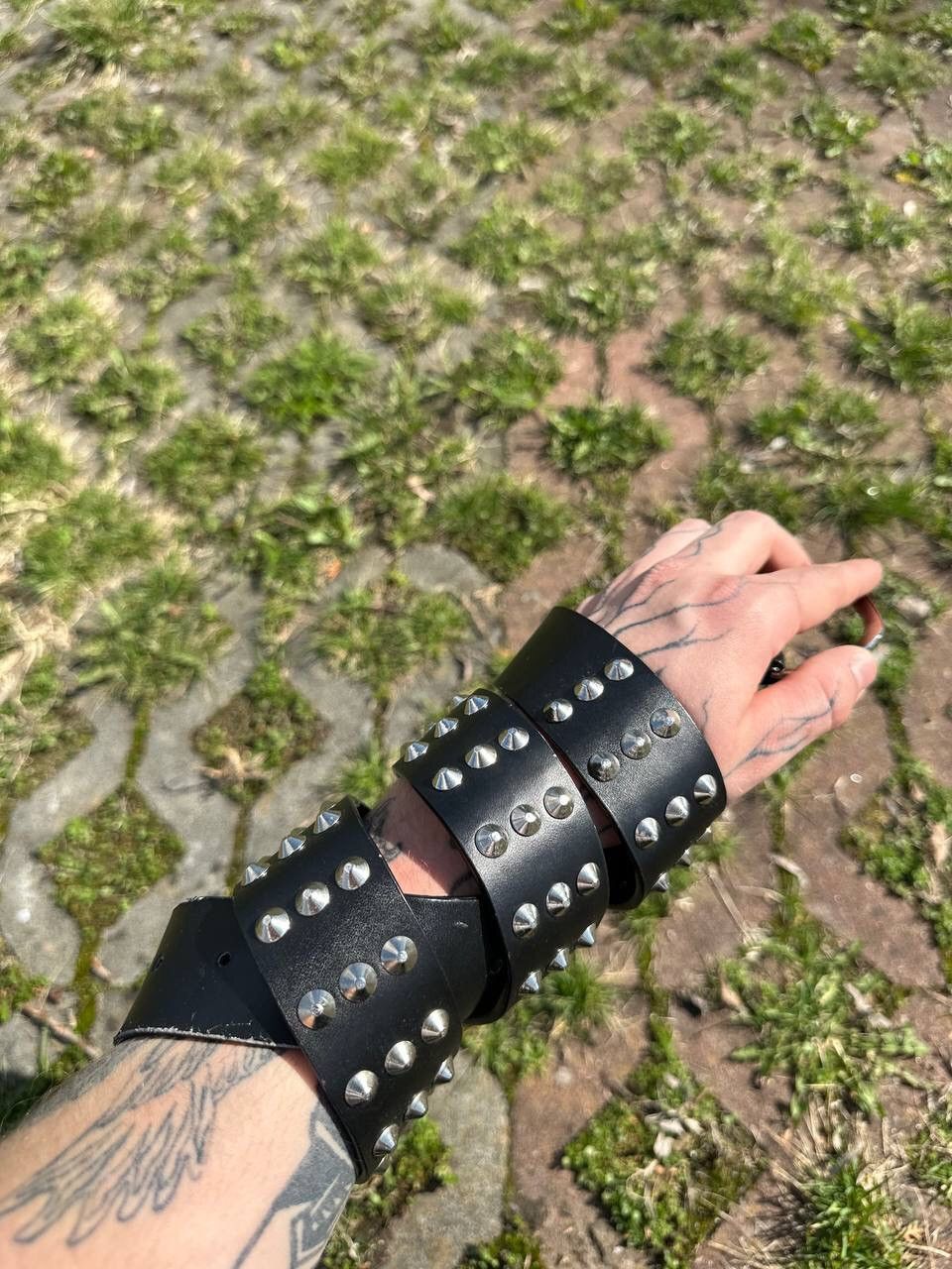 Japanese Brand Vintage Avantgarde Spiked Y2K Leather Belt Size ONE SIZE - 2 Thumbnail