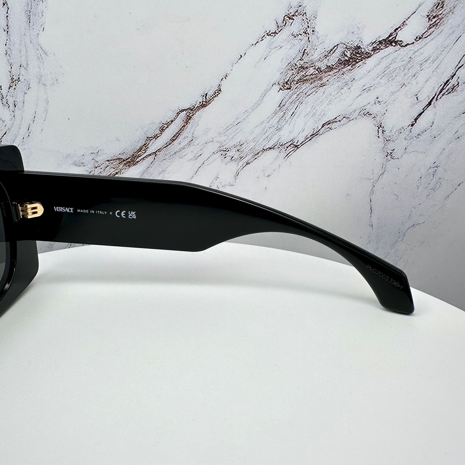 Versace New VERSACE Sunglasses Black Gold Metal Letter 3D Logo Size ONE SIZE - 8 Thumbnail