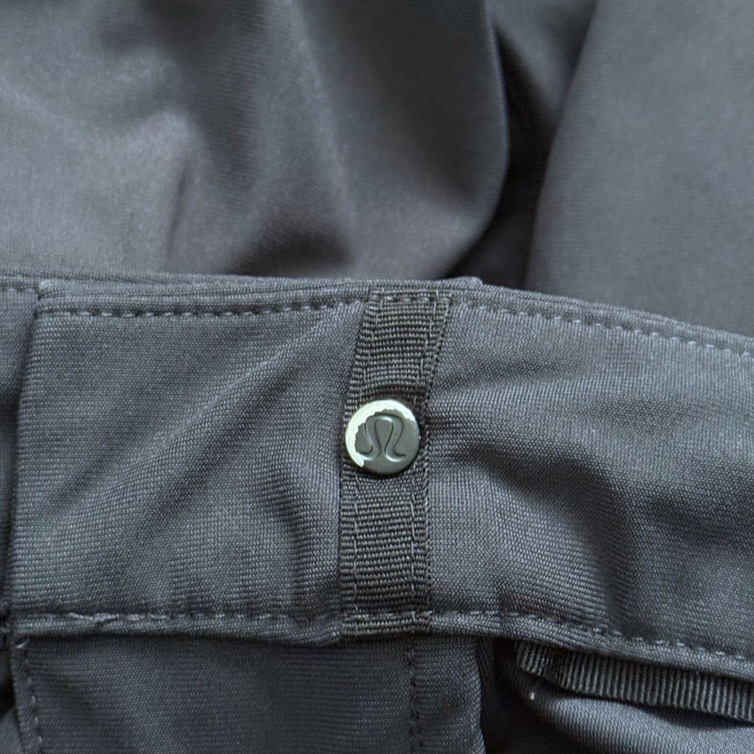 Lululemon Lululemon Mens Dark Gray Faded Pants Size 30 GUC Size US 30 / EU 46 - 10 Thumbnail