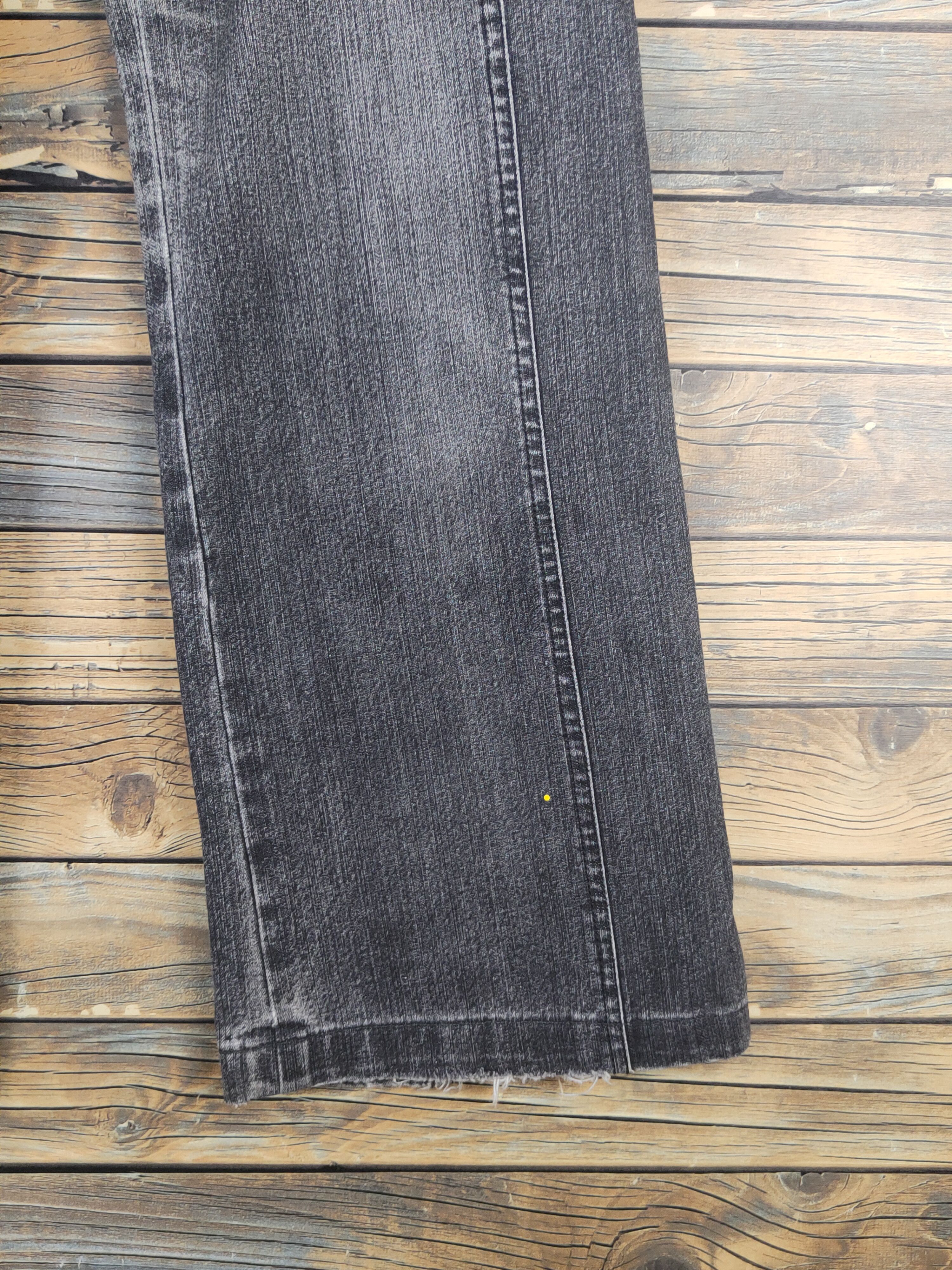 Japanese Brand Green Eye Black Distressed Ripped denim Jeans #W1607 Size 27" / US 4 / IT 40 - 7 Thumbnail