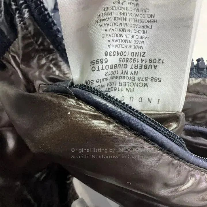 Moncler Moncler Solid Zip Hooded Warm Down Jacket. Size US XXS / EU 40 - 4 Thumbnail