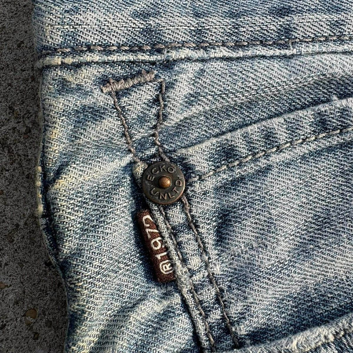 Ecko Unltd. ECKO Unltd Vintage Faded Denim Jeans Size US 38 / EU 54 - 5 Thumbnail