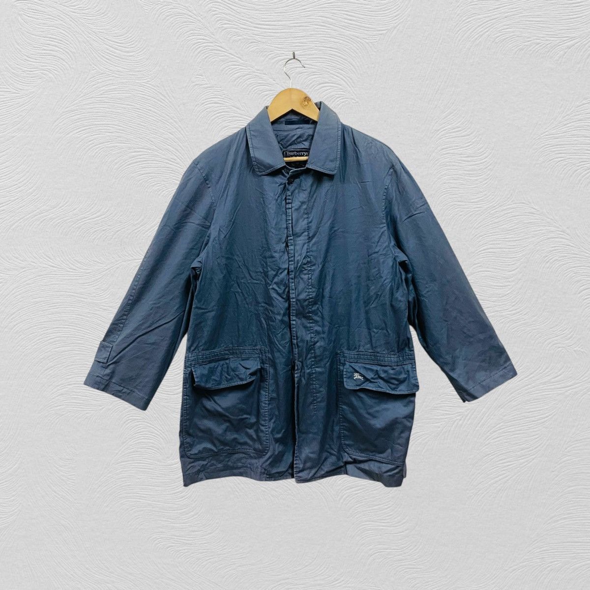 Burberry Vintage burberry jacket distressed Size US L / EU 52-54 / 3 - 1 Thumbnail