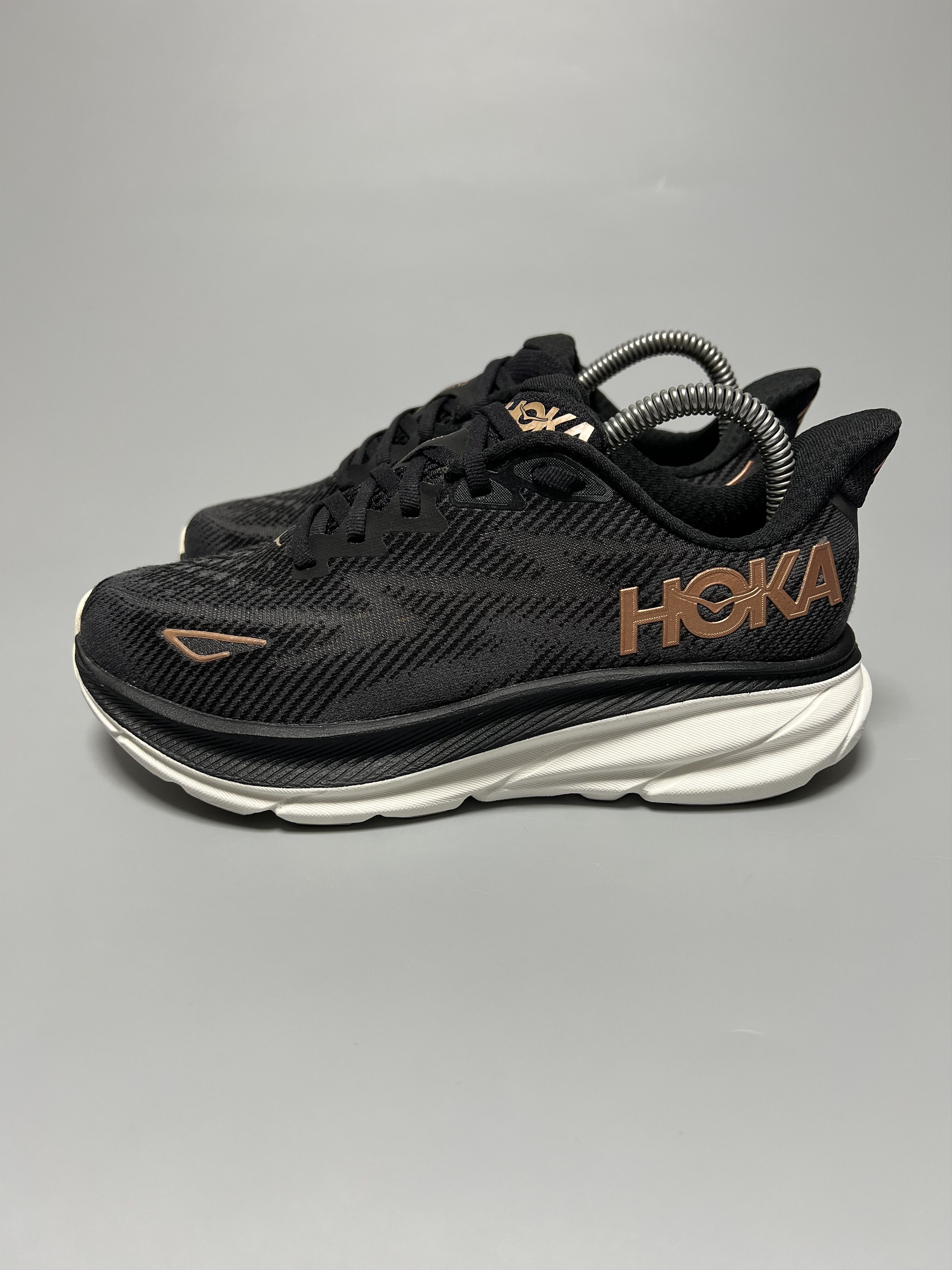 Hoka 5.5D Hoka One One Clifton 9 Wide Running Shoes Walking Gym Size US 5.5 / IT 35.5 - 1 Thumbnail