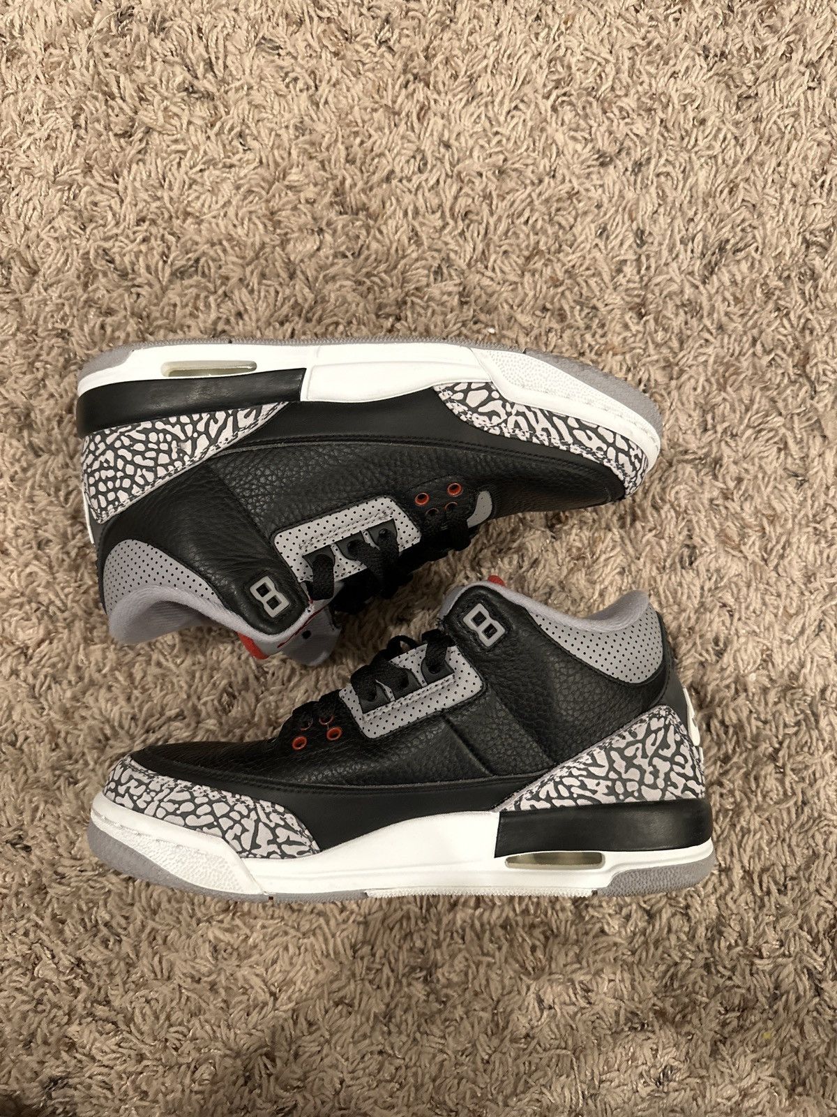 Jordan Brand Air Jordan 3 Retro OG BG Size US 6 / EU 39 - 1 Thumbnail