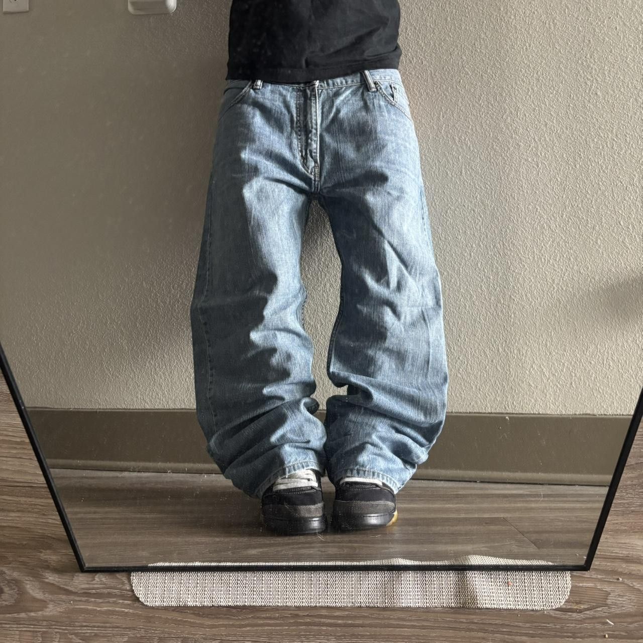Levi's Crazy Vintage Y2K/2000s Baggy Levis 569 Light Wash Skater Style Denim Jeans! 38x30 Size US 38 / EU 54 - 1 Thumbnail