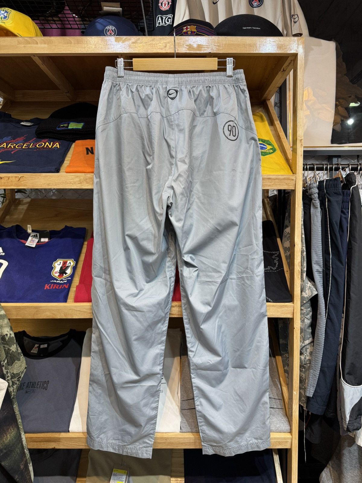 Nike Vintage Nike Total 90 swoosh baggy nylon pants Size US 32 / EU 48 - 2 Thumbnail