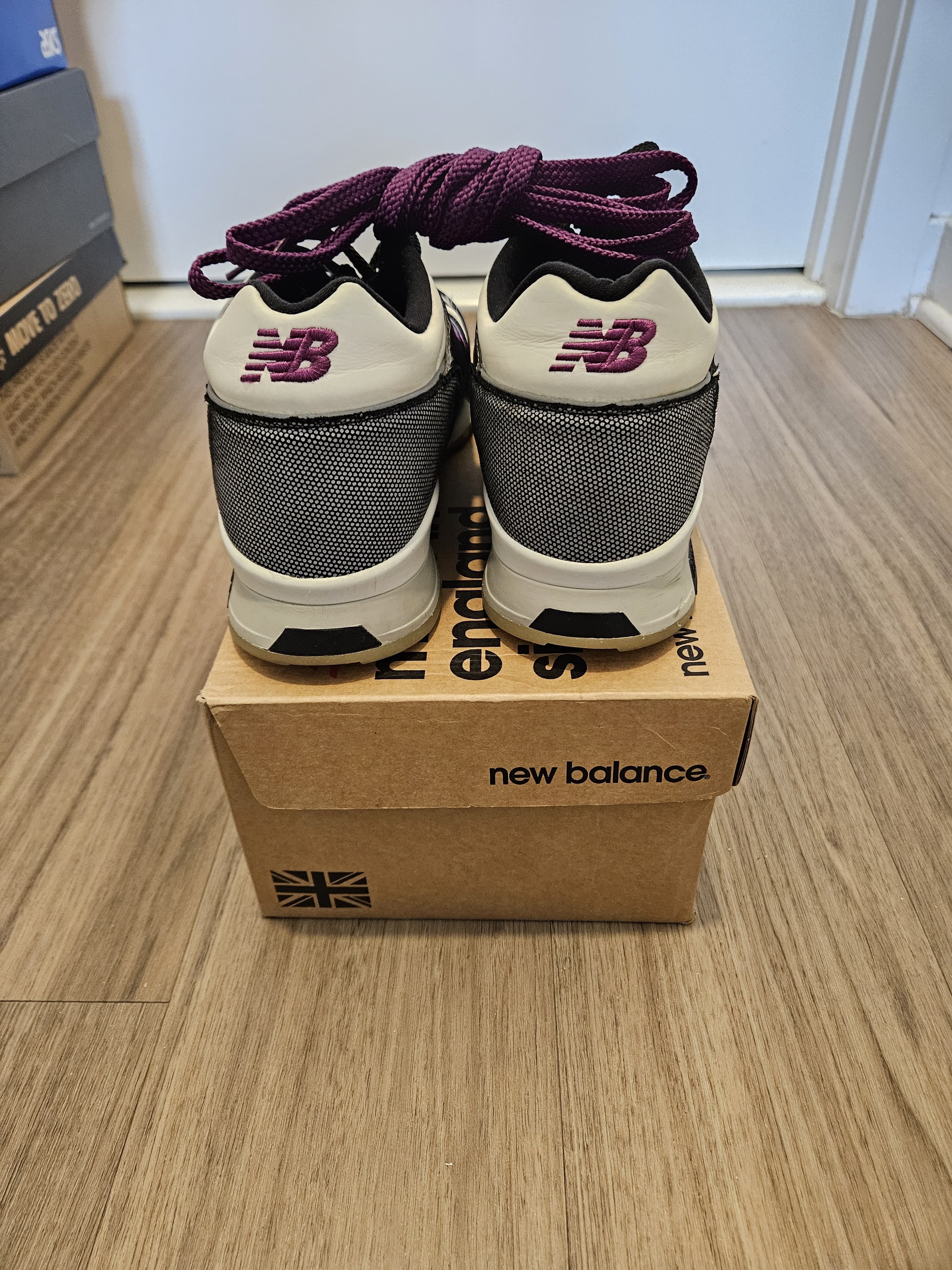 New Balance New Balance 1500 Made in England Glow In The Dark Size US 9 / EU 42 - 2 Thumbnail