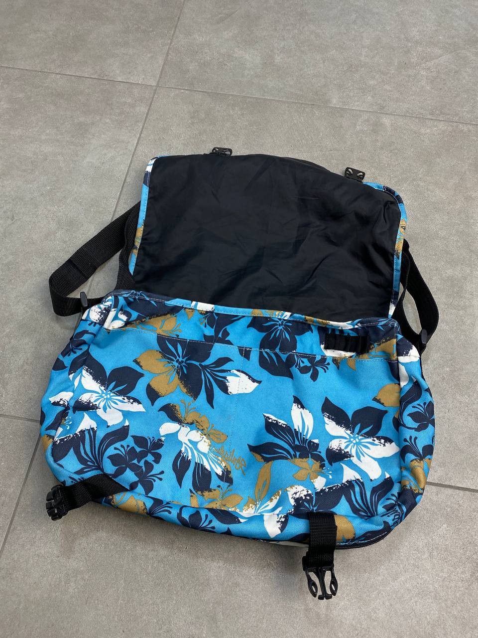 Eastpak Vintage Eastpack Floral Hawaiian Silhouette Y2K Surf Bag Size ONE SIZE - 8 Thumbnail