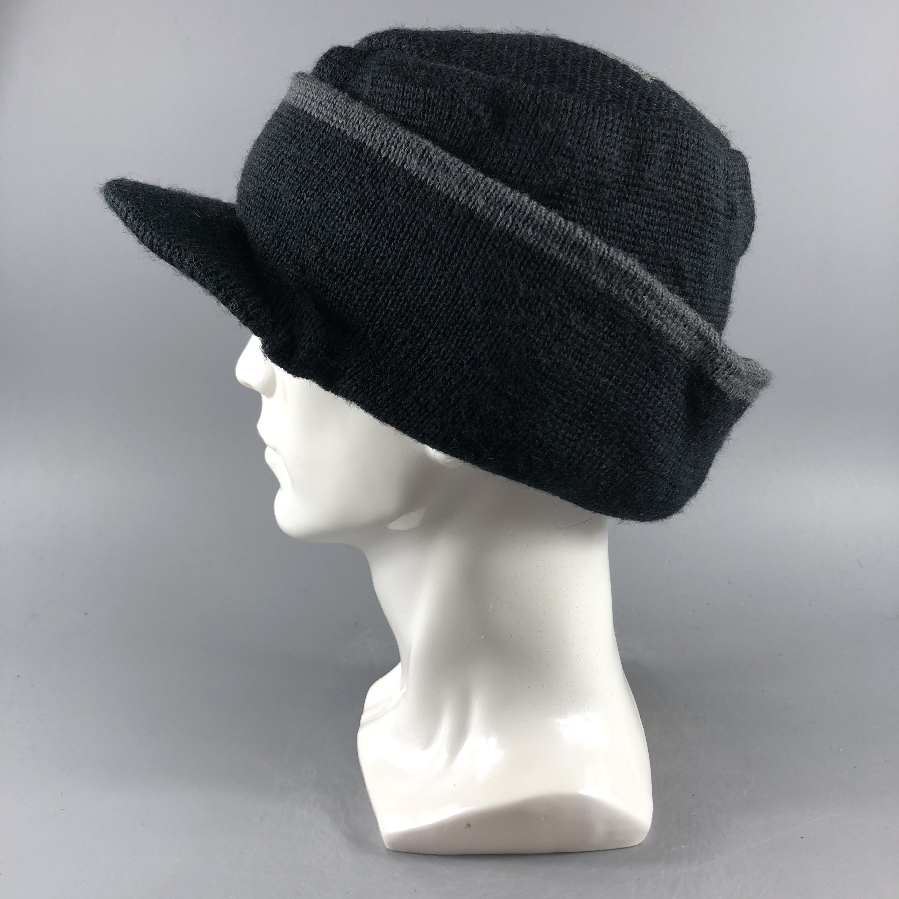 Japanese Brand × Vintage Unknown Visor Beanie Snow Hat Snow Cap -D618 Size ONE SIZE - 1 Thumbnail