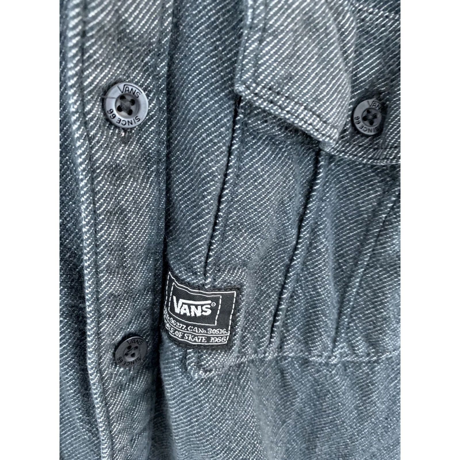 Vans Vans Long Sleeve Button Front Shirt Mens Medium Dark Gray/Black Button-Up Shirt Size US M / EU 48-50 / 2 - 3 Thumbnail