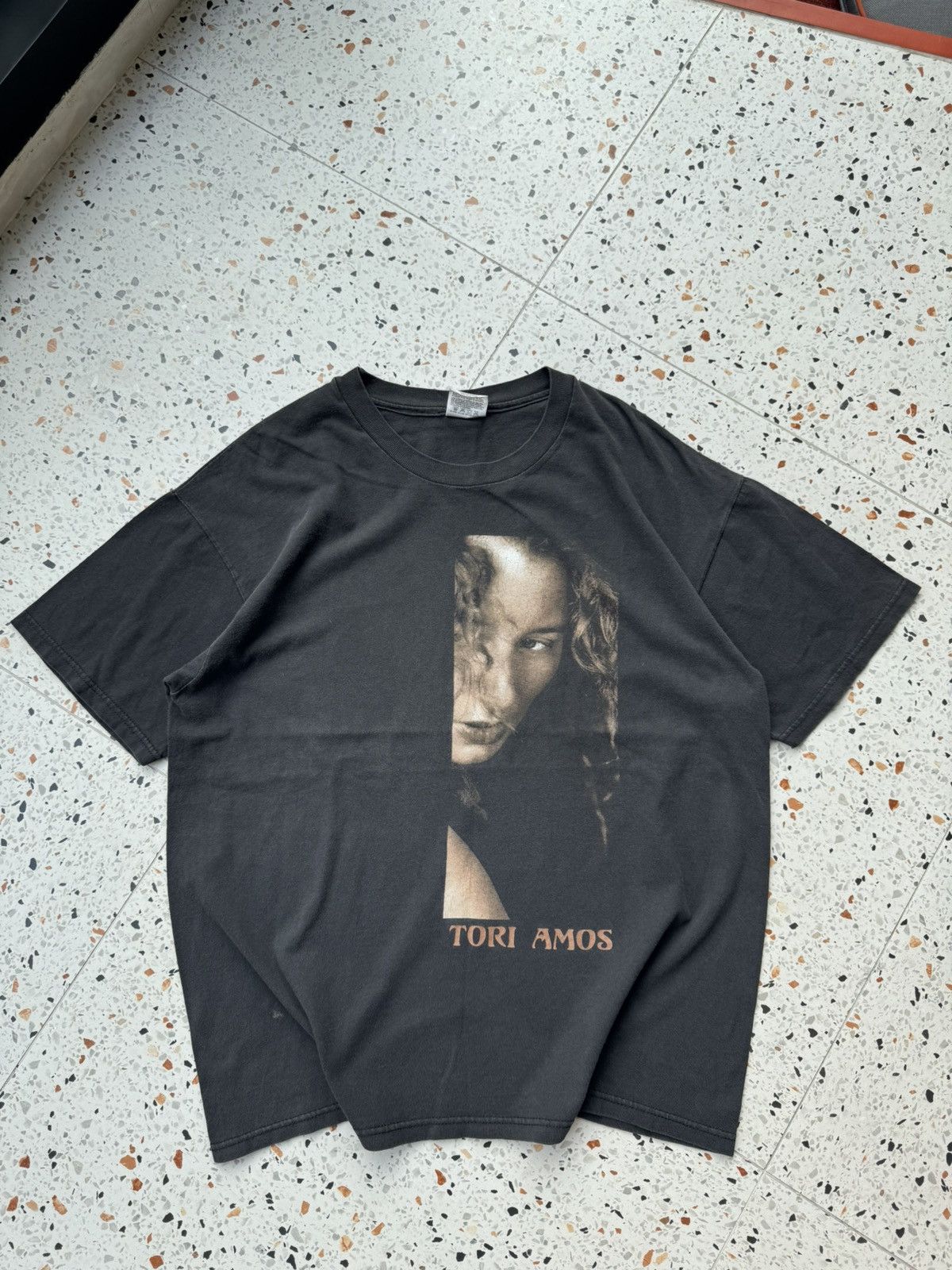 Vintage VINTAGE TORI AMOS 90s 👕 Size US L / EU 52-54 / 3 - 2 Thumbnail