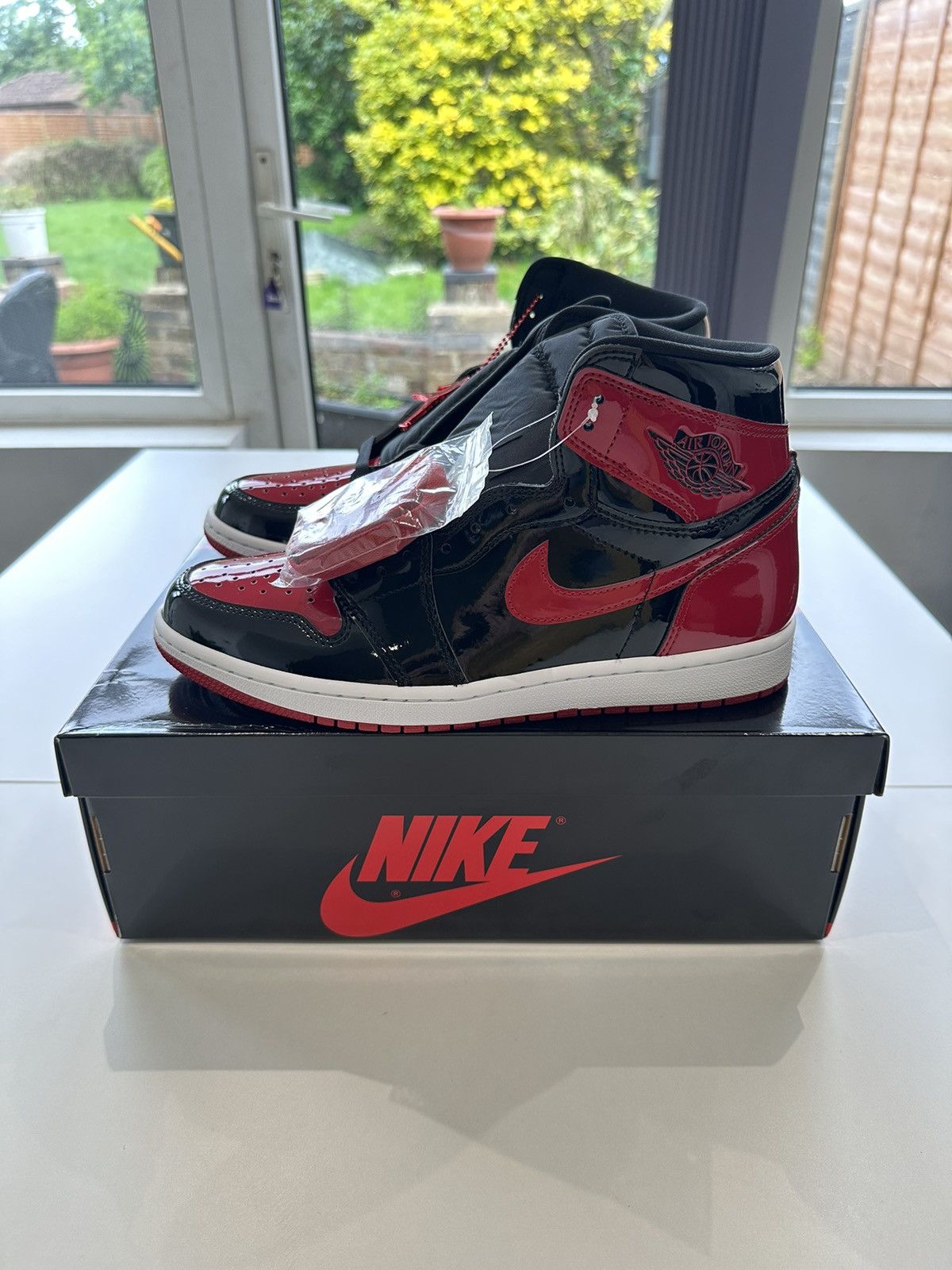 Patent Bred Jordan Retro 1s Red And Black Air Jordan Retro High OG 