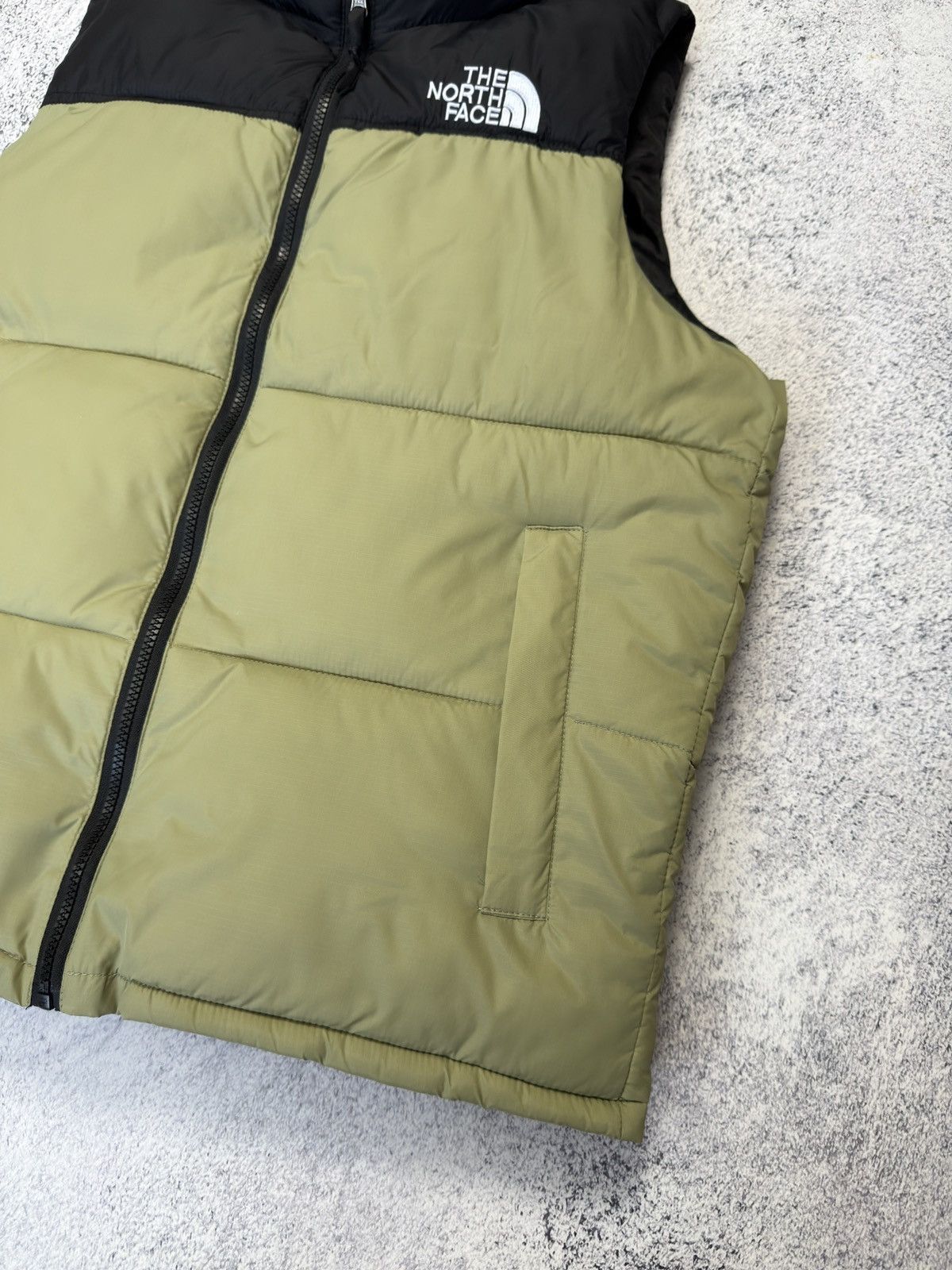 The North Face Vintage The North Face 700 Puffer Vest Size US L / EU 52-54 / 3 - 4 Thumbnail