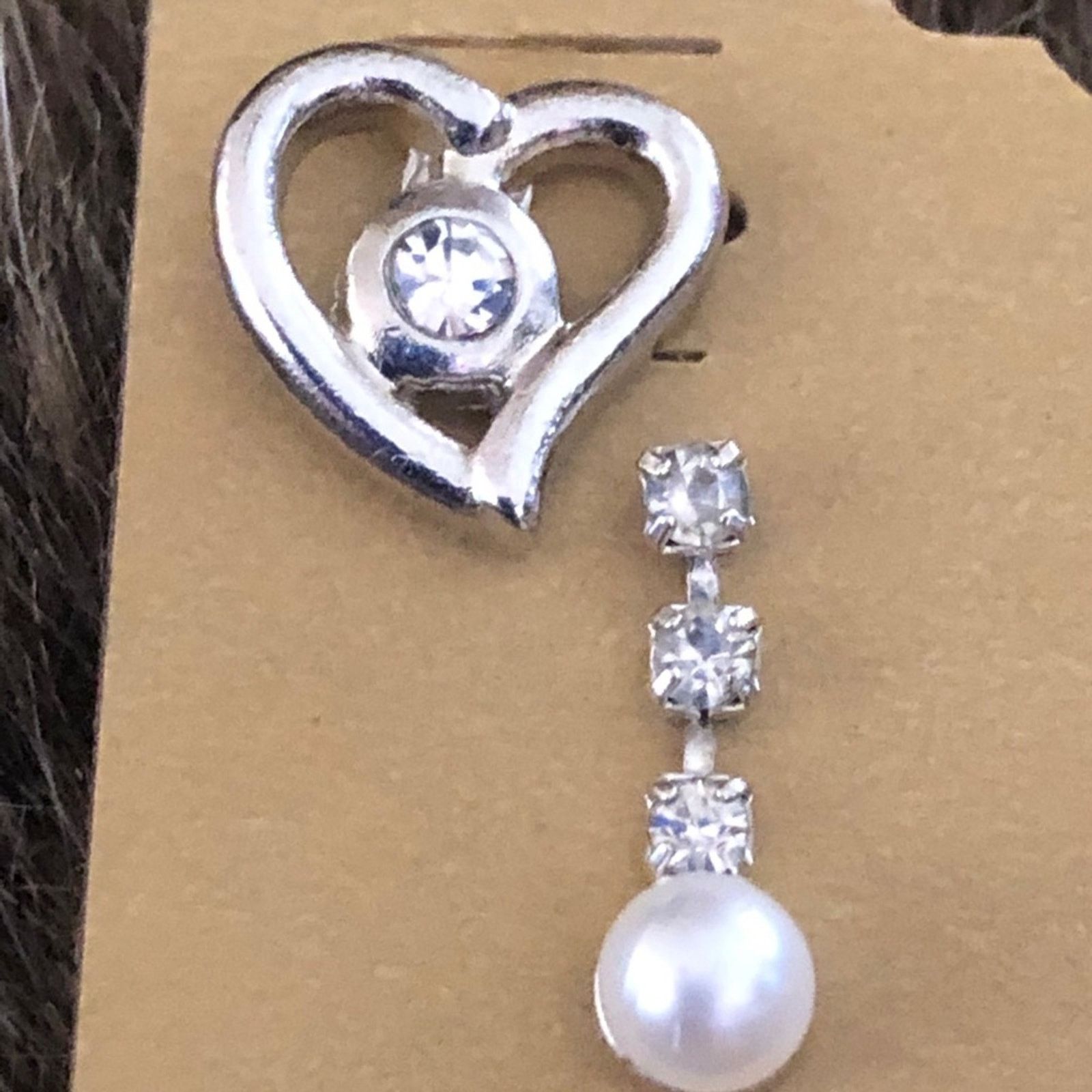 Vintage Vintage set of 2 elegant rhinestone Pearl earrings Size ONE SIZE - 3 Thumbnail
