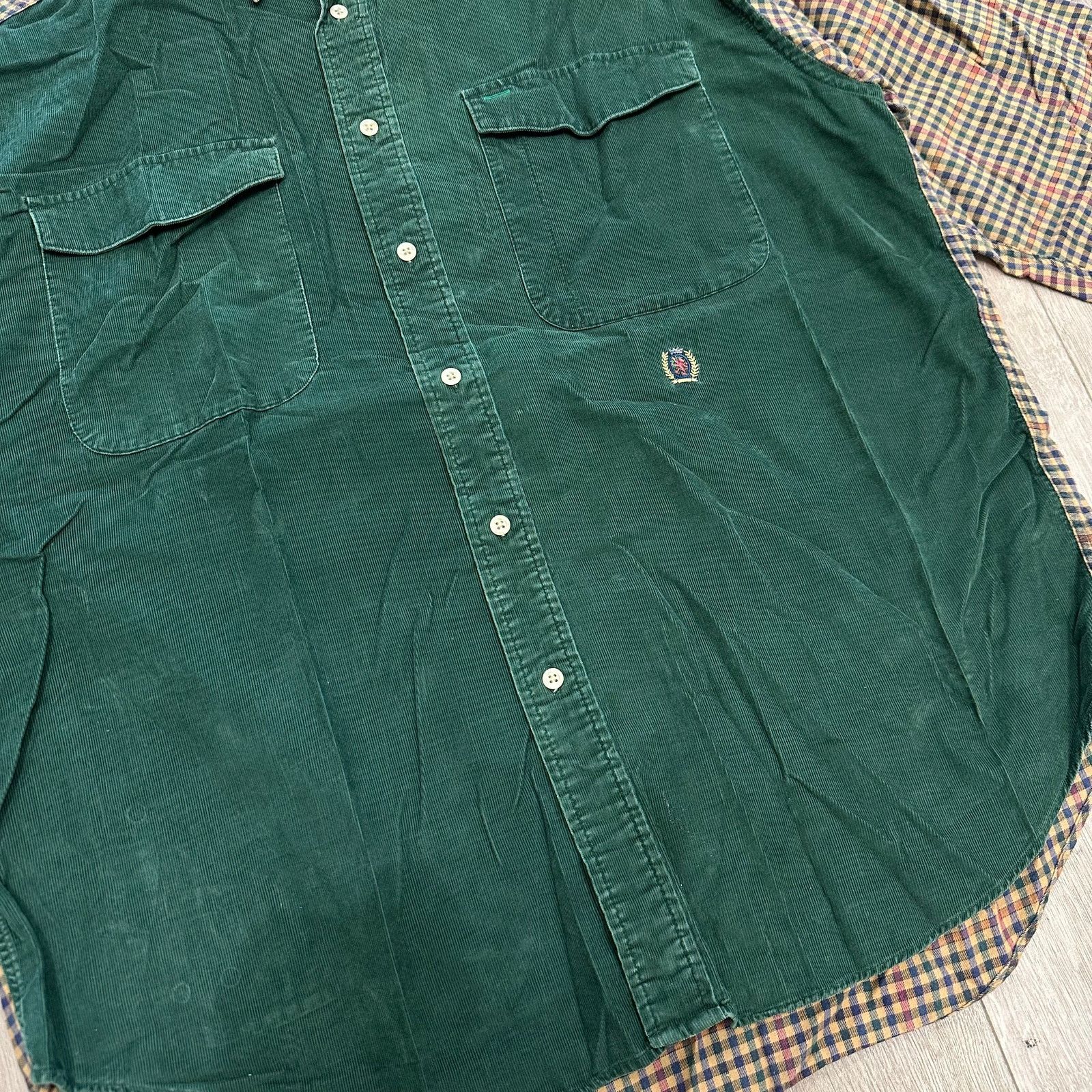 Tommy Hilfiger Tommy Hilfiger 90s corduroy button-down Long Sleeve Shirt Size US L / EU 52-54 / 3 - 4 Thumbnail